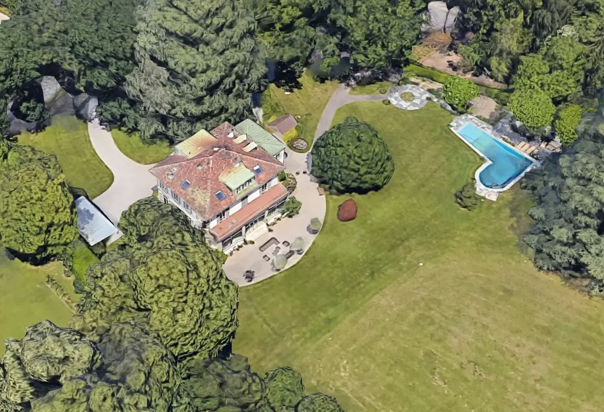 Zuerst kaufte er dieses Anwesen am Genfersee – nun versucht er aber, es wieder loszuwerden. 