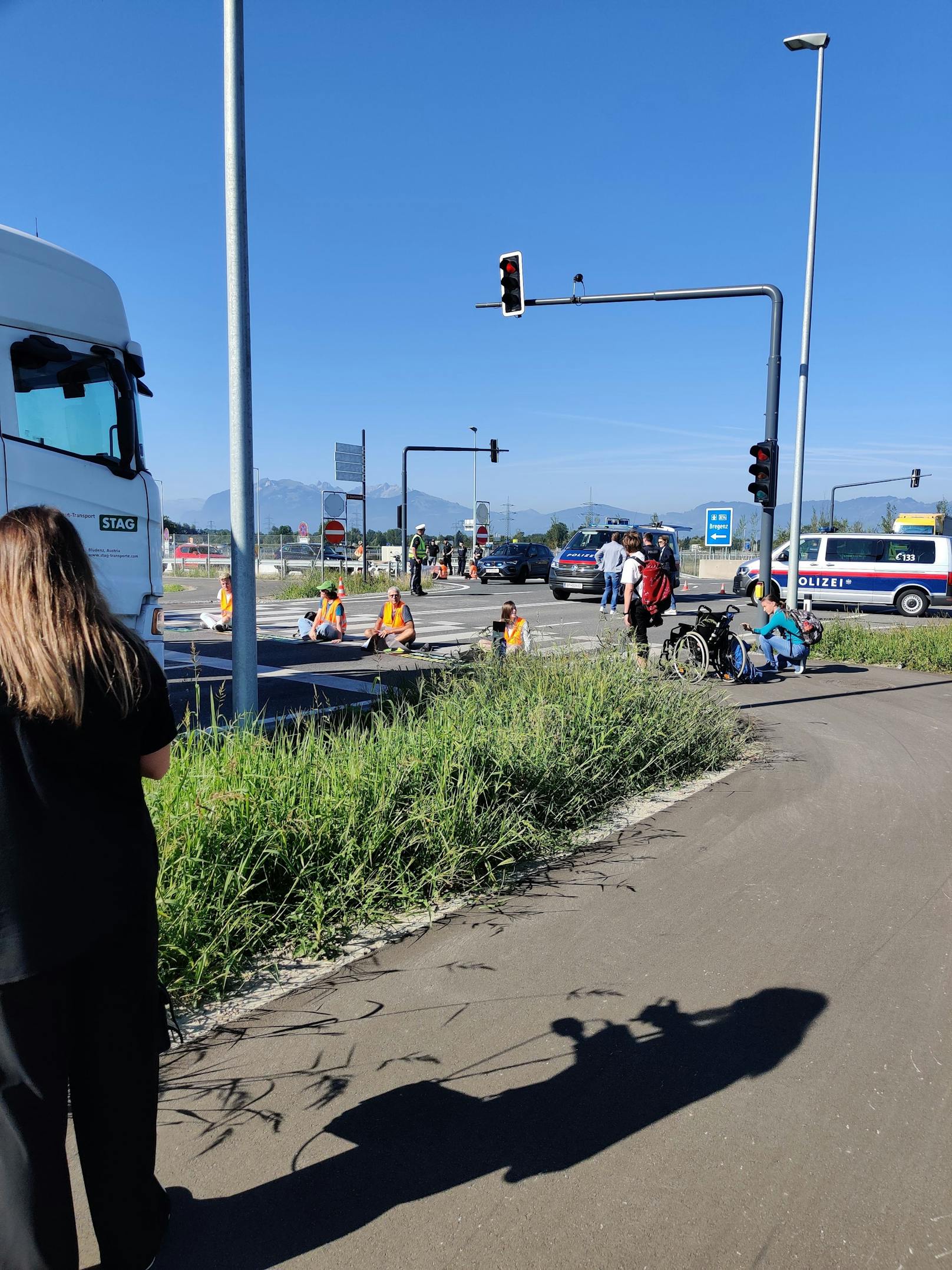 Klima-Kleber legten am Mittwoch die A14 lahm.