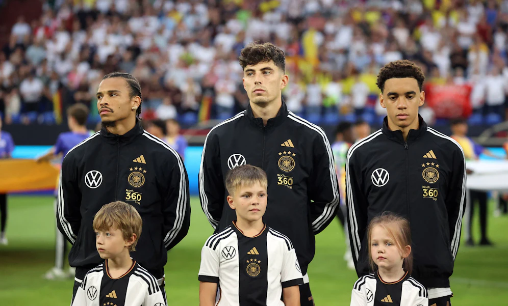 Kai Havertz (Mitte) mit Serge Gnabry und Jamal Musiala