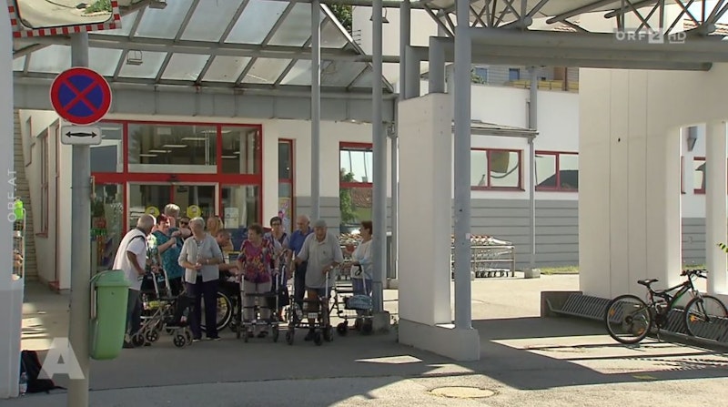 Die Bewohner der nahen Einrichtung Betreubares Wohnen hatten mit Unterstützung des Bürgermeisters und ...