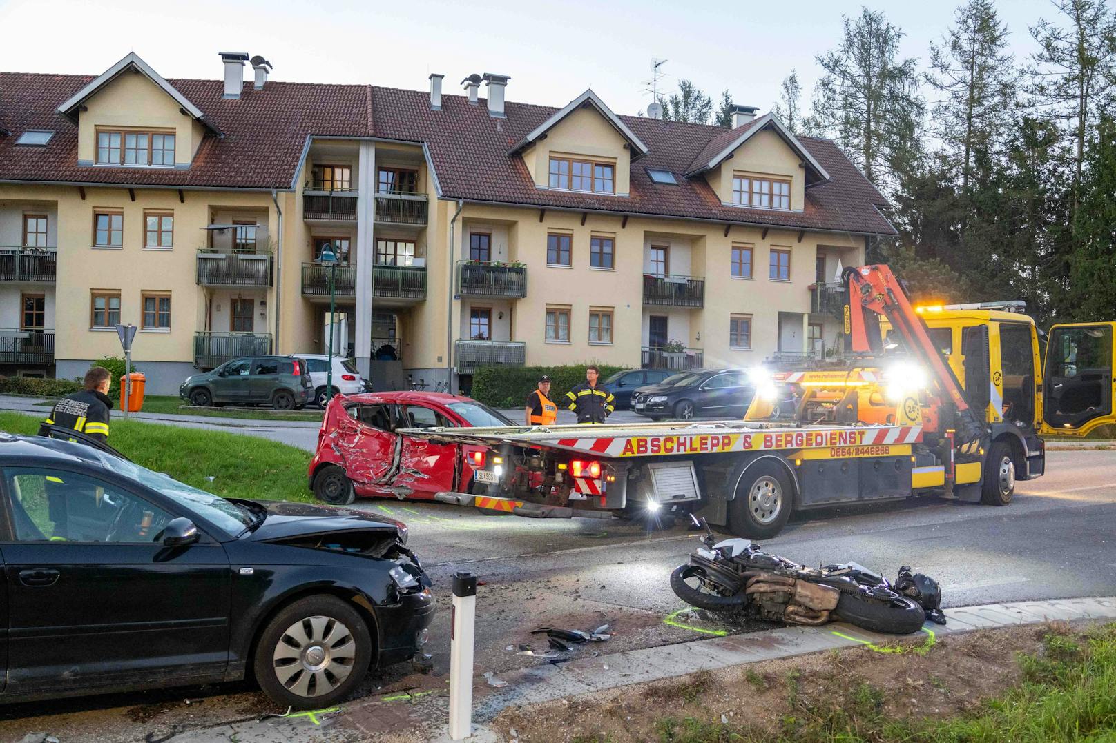 Die Rettungskräfte waren mit einem Großaufgebot vor Ort.