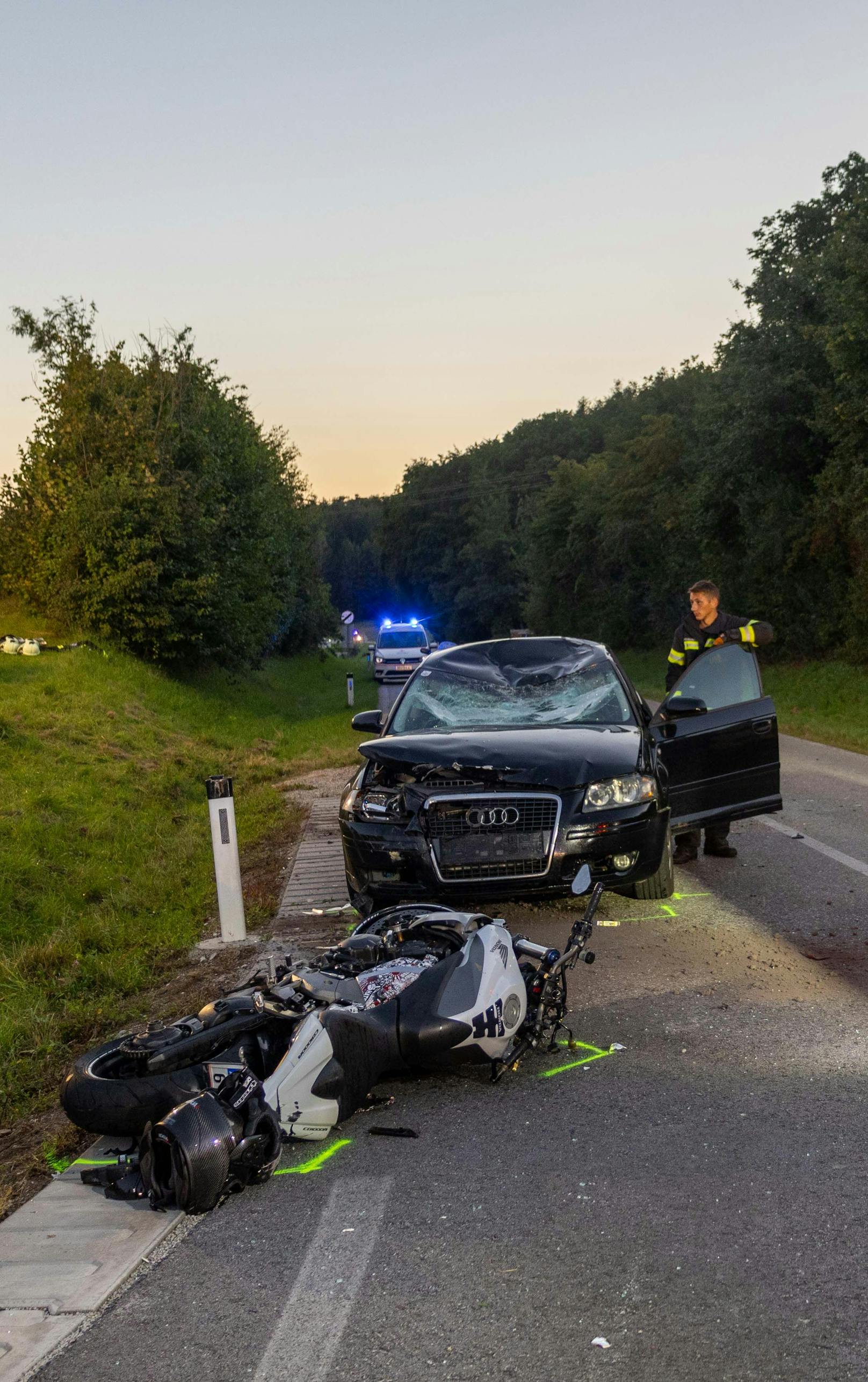 Die Rettungskräfte waren mit einem Großaufgebot vor Ort.