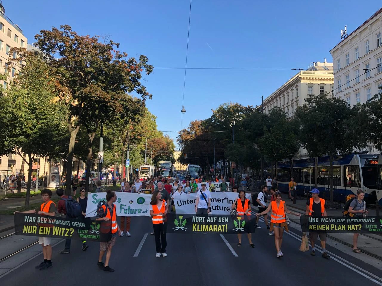 Am Abend des 8. September 2023 kam es in Wien zur Ring-Blockade durch die Letzte Generation.