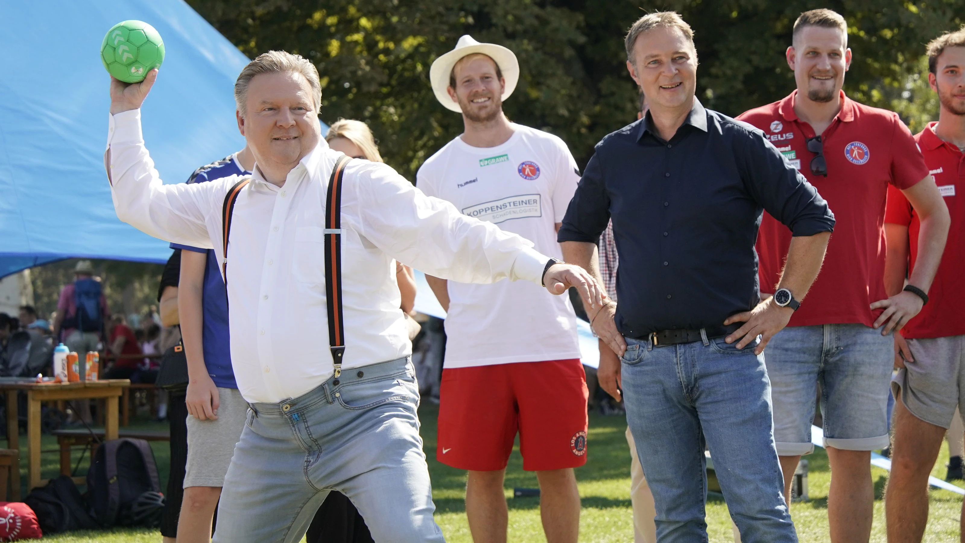 Michael Ludwig (li.) und Andreas Babler (re.) hatten sichtlich Spaß beim Familienfest anlässlich des Weltkindertags. 