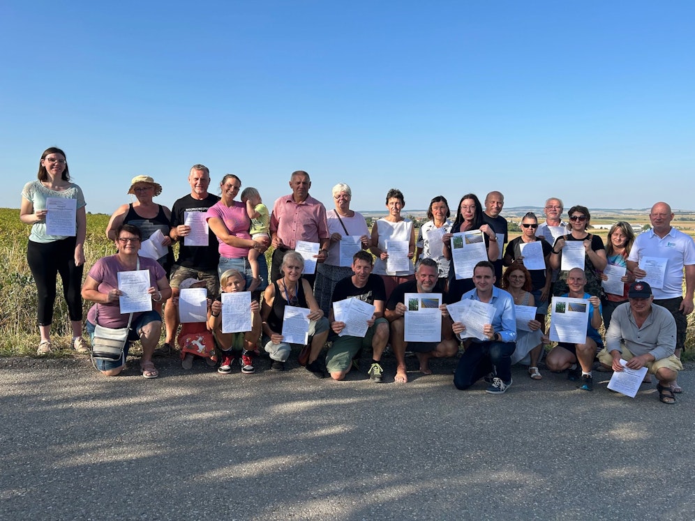 700 Überschriften gegen geplante PV-Freiflächenanlagen