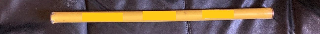 Mit diesem Griffstück eines Einkaufswagens ging der 22-Jährige auf seinen Kontrahenten los.