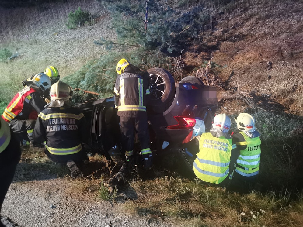 Die junge Frau war am Weg in die Arbeit, überschlug sich auf der Nordspange in Wr. Neustadt mit ihrem Pkw.