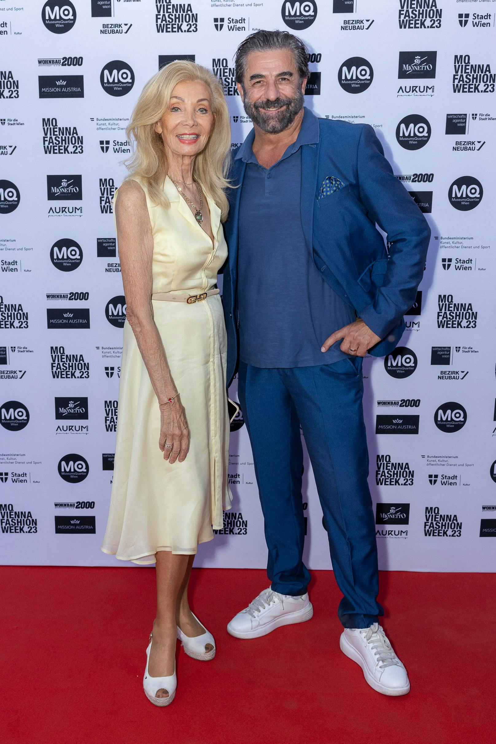 PR Lady Elisabeth Himmer-Hirnigel und Netzwerker Mauro Maloberti // MQ Vienna Fashion Week 2023