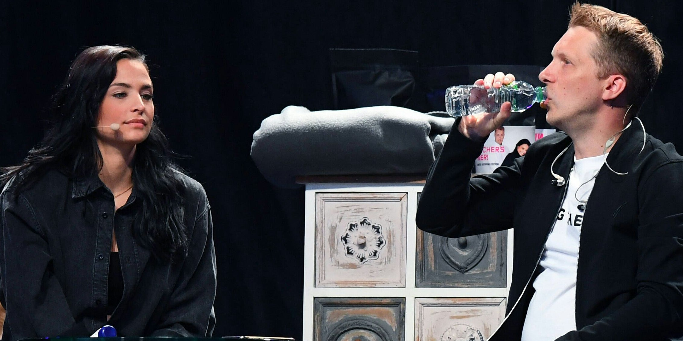 Dieser Auftritt war für Amira und Oliver Pocher nicht ohne.