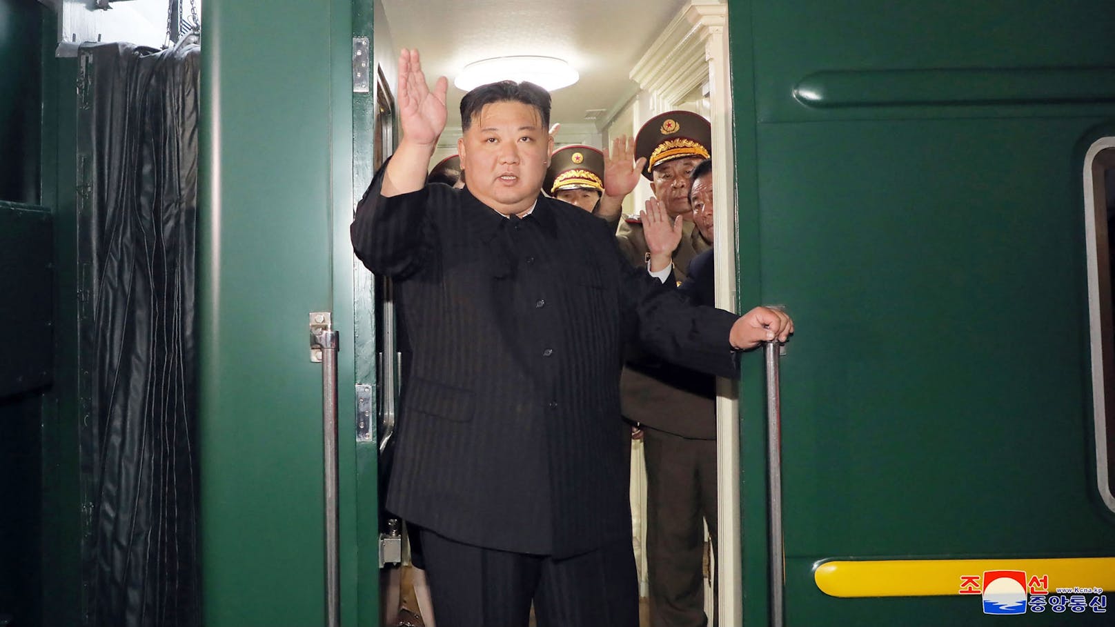 Der nordkoreanische Machthaber Kim Jong-un verlässt mit dem Zug Pyongyang.