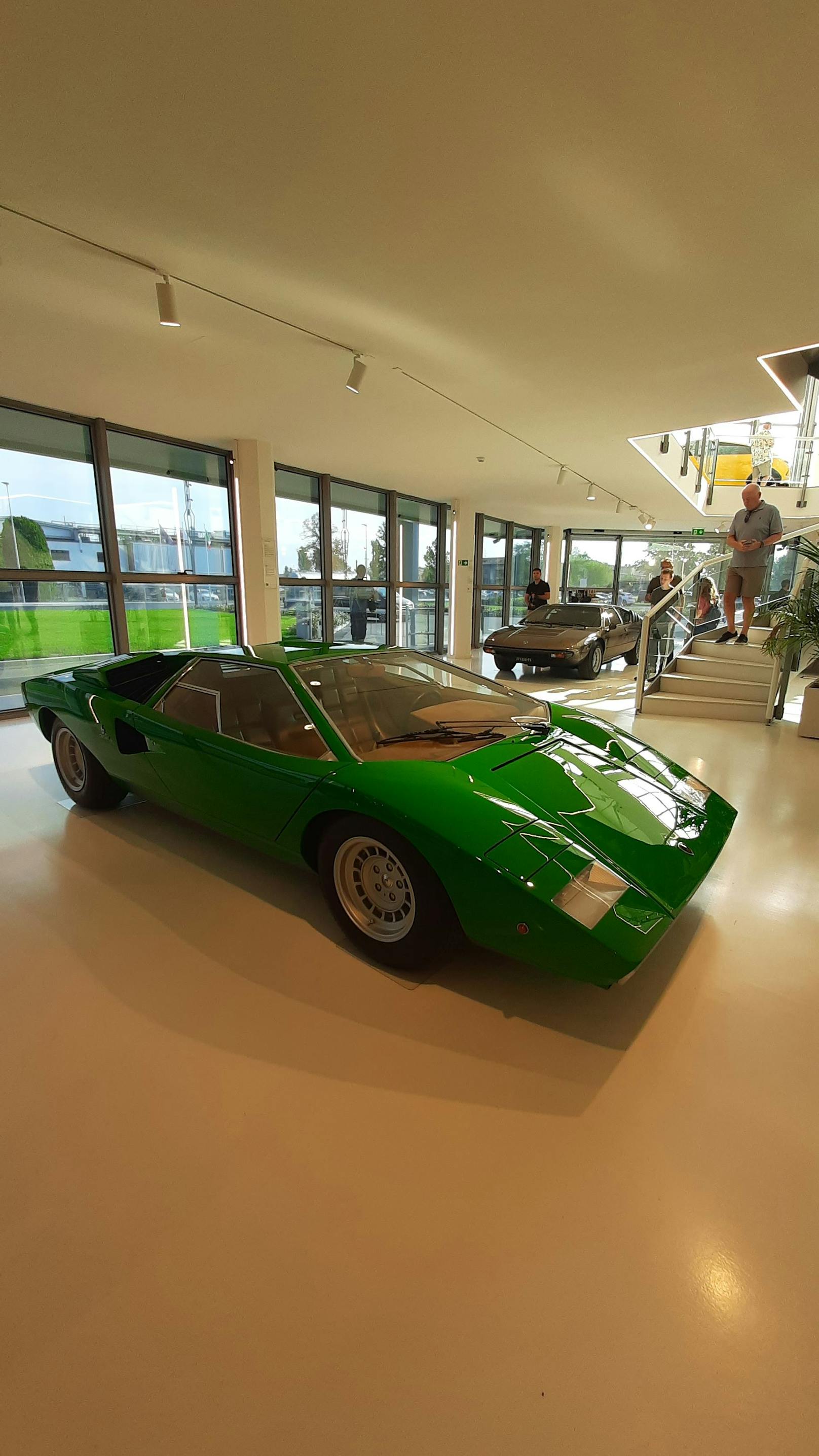 1974 rollte der erste Lamborghini Countach (von etwa 2.000 Exemplaren) vom Band.&nbsp;