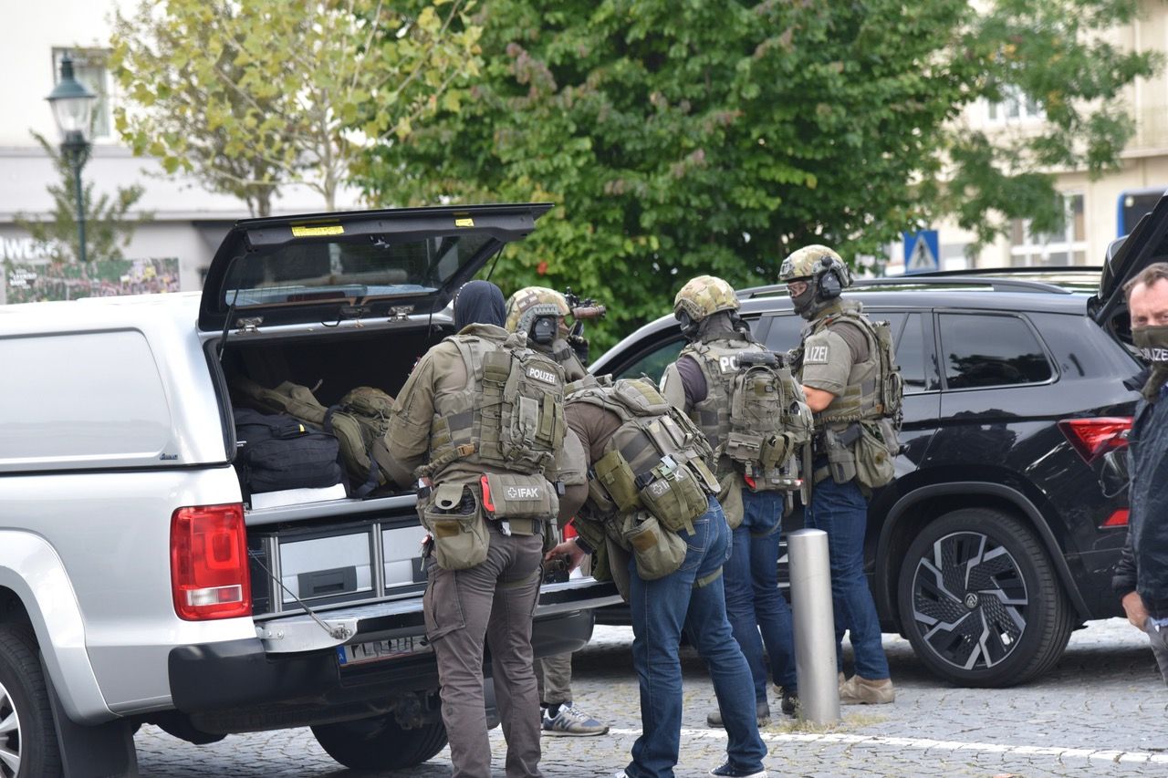 Das Einsatzkommando Cobra wurde gerufen.