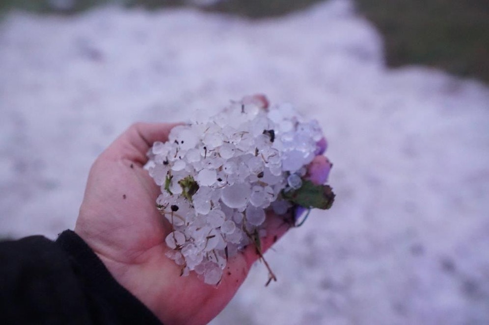 Hagel richtete Schäden an.