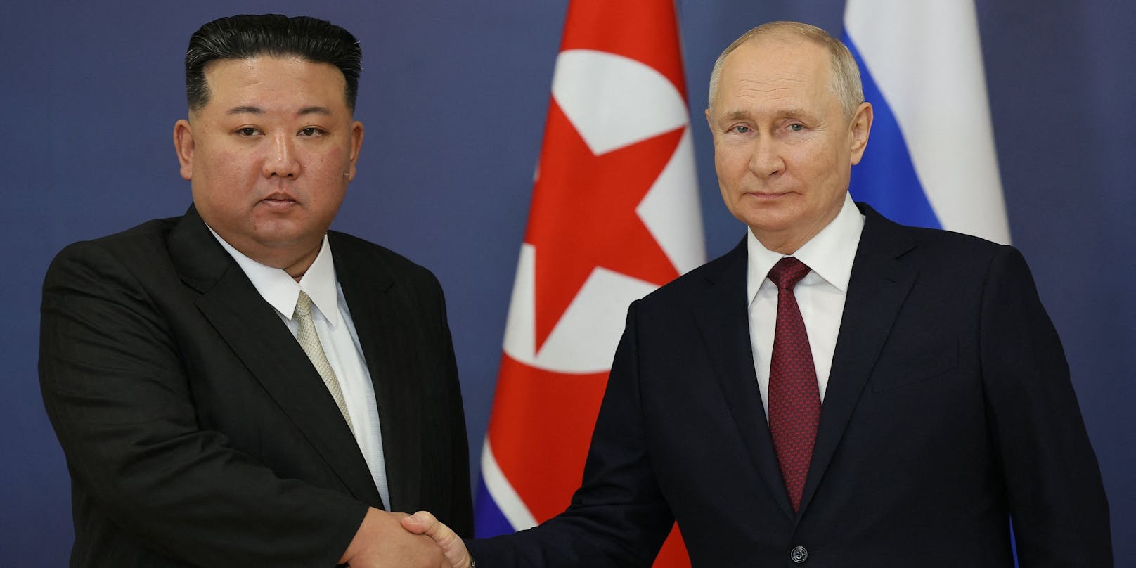 Nordkorea werde "immer an der Seite Russlands stehen", sagte Kim am Mittwoch bei seinem Treffen mit dem russischen Präsidenten Wladimir Putin.
