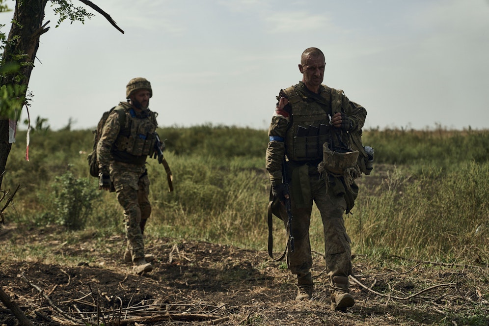 Die Gegenoffensive der Ukraine verläuft weiterhin schleppend. (Symbolbild)