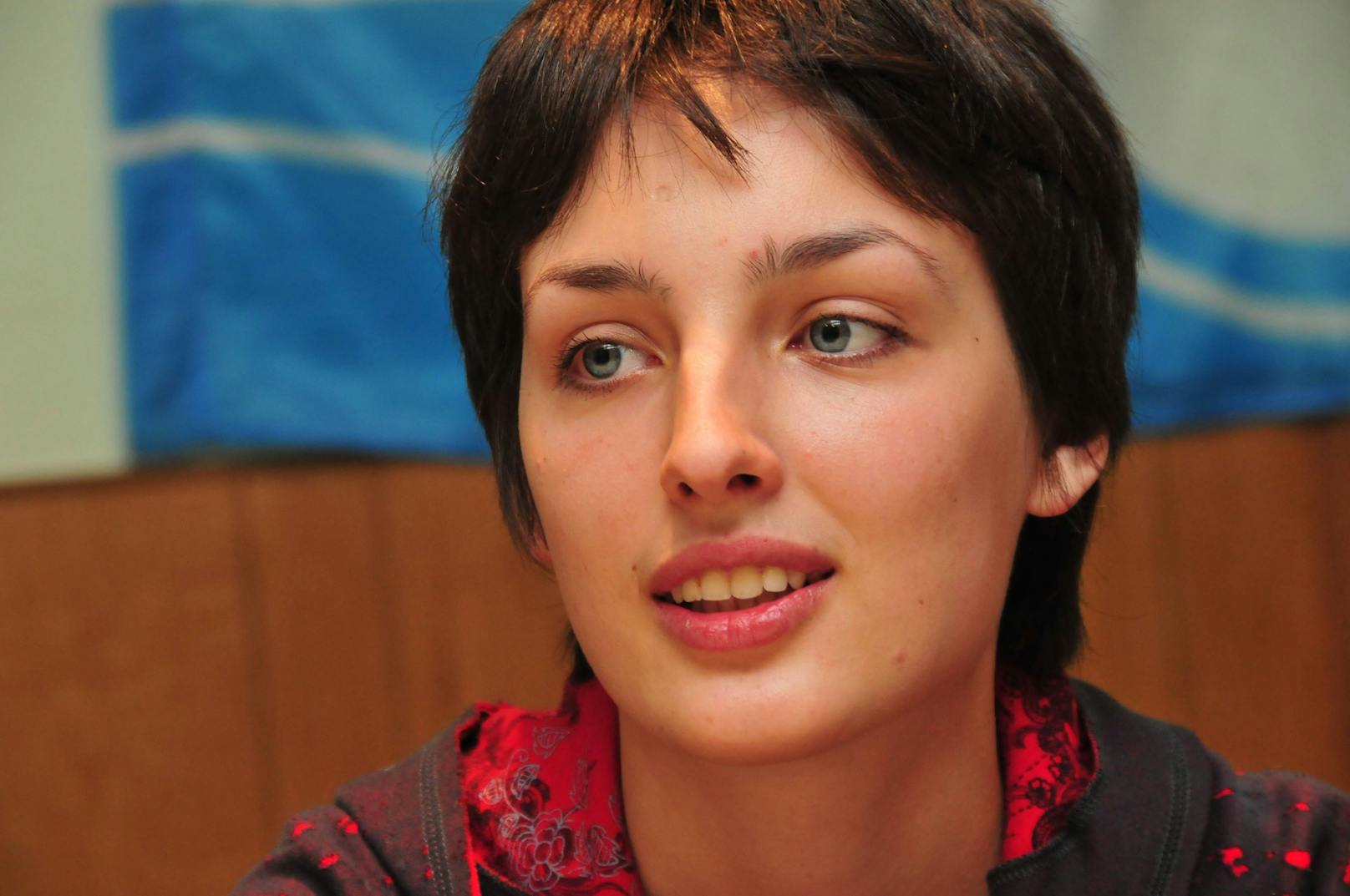 Die russische Exil-Journalistin Jelena Kostjutschenko soll in Deutschland vergiftet worden sein.