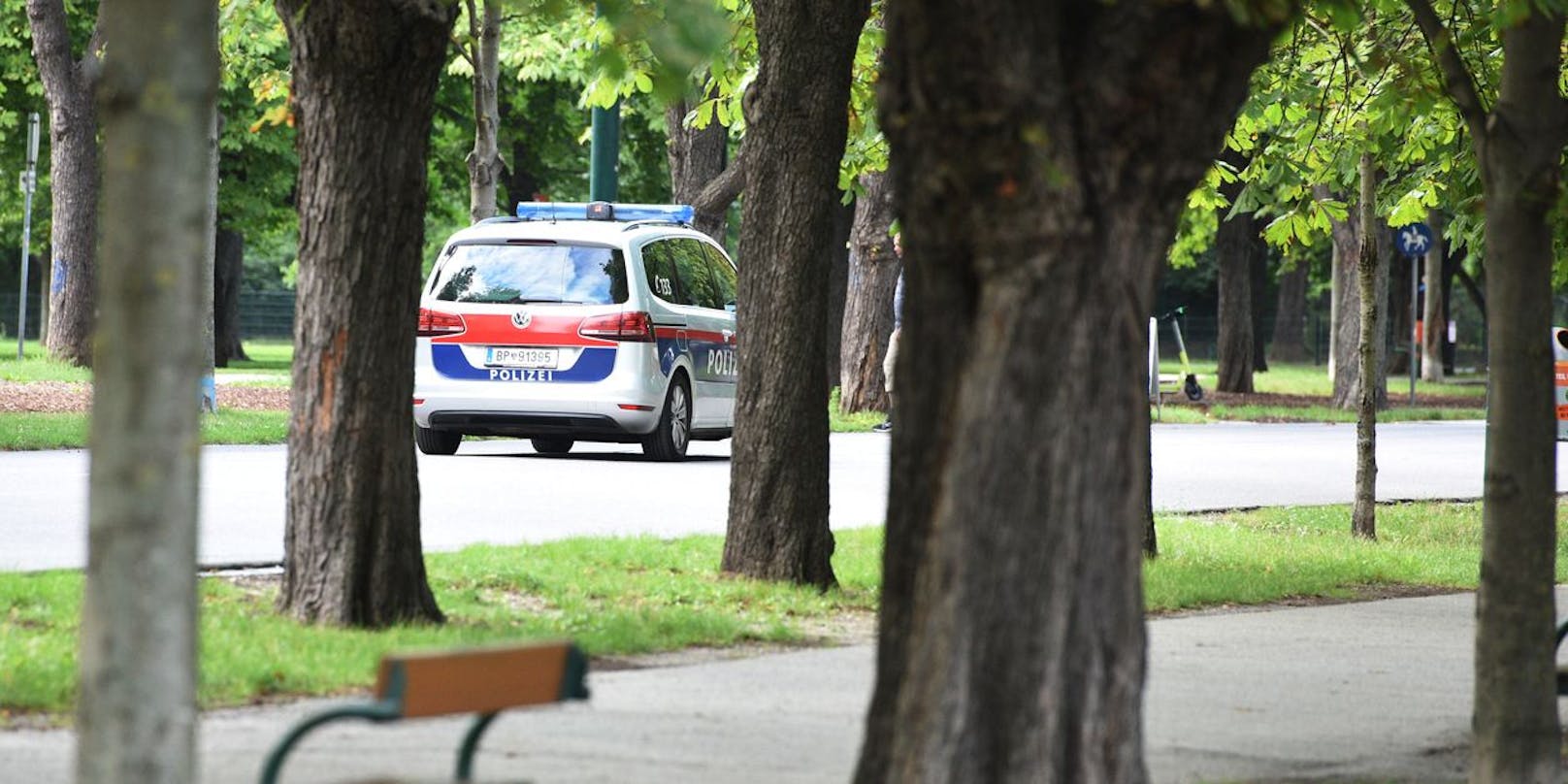 Die Polizei sucht die Täter - sie sind auf der Flucht (Archivfoto)