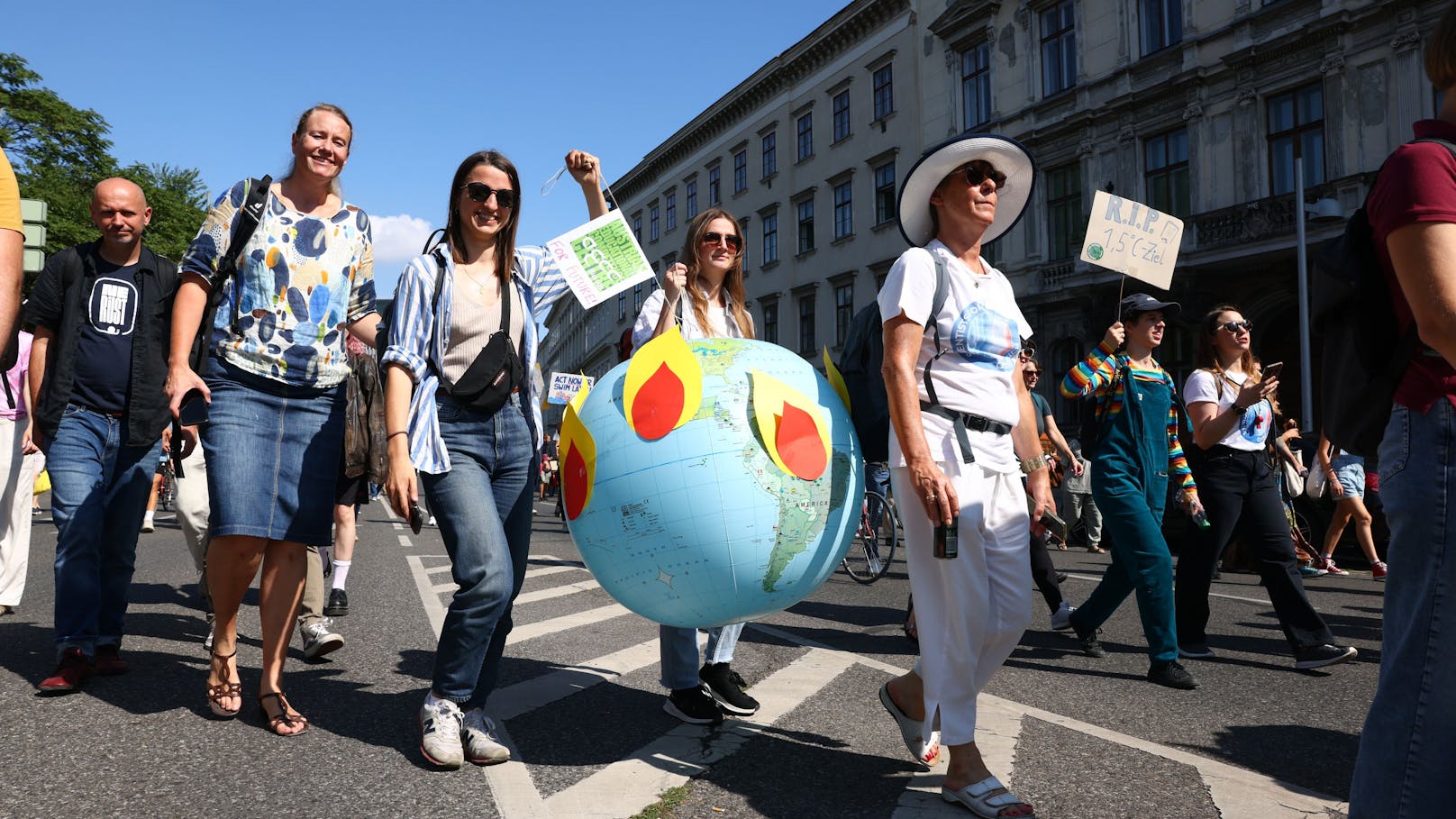 Hier weitere Fotos vom Klimastreik am Freitag: