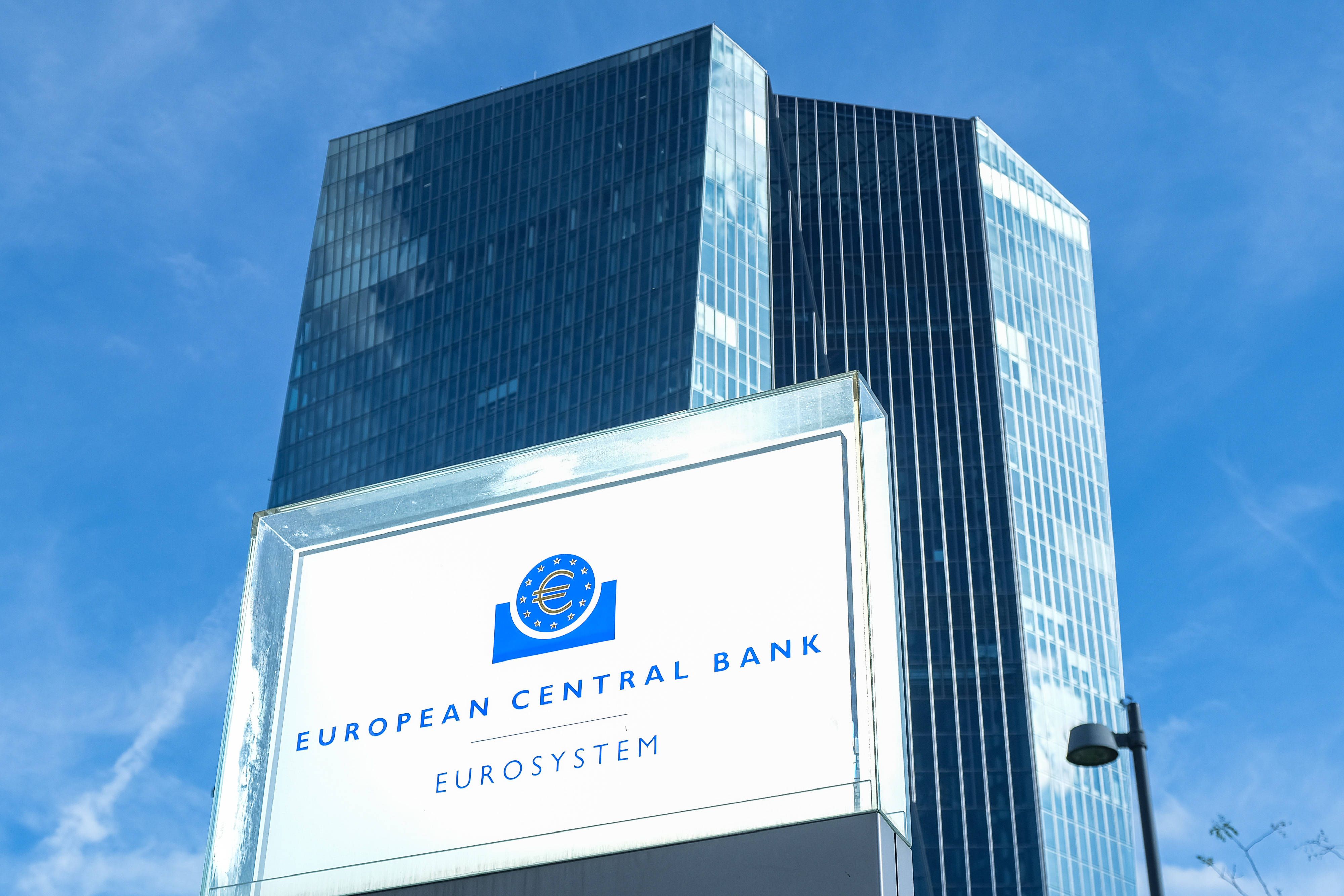 Die EZB hebt den Leitzins erneut um 0,25 Prozentpunkte an. 