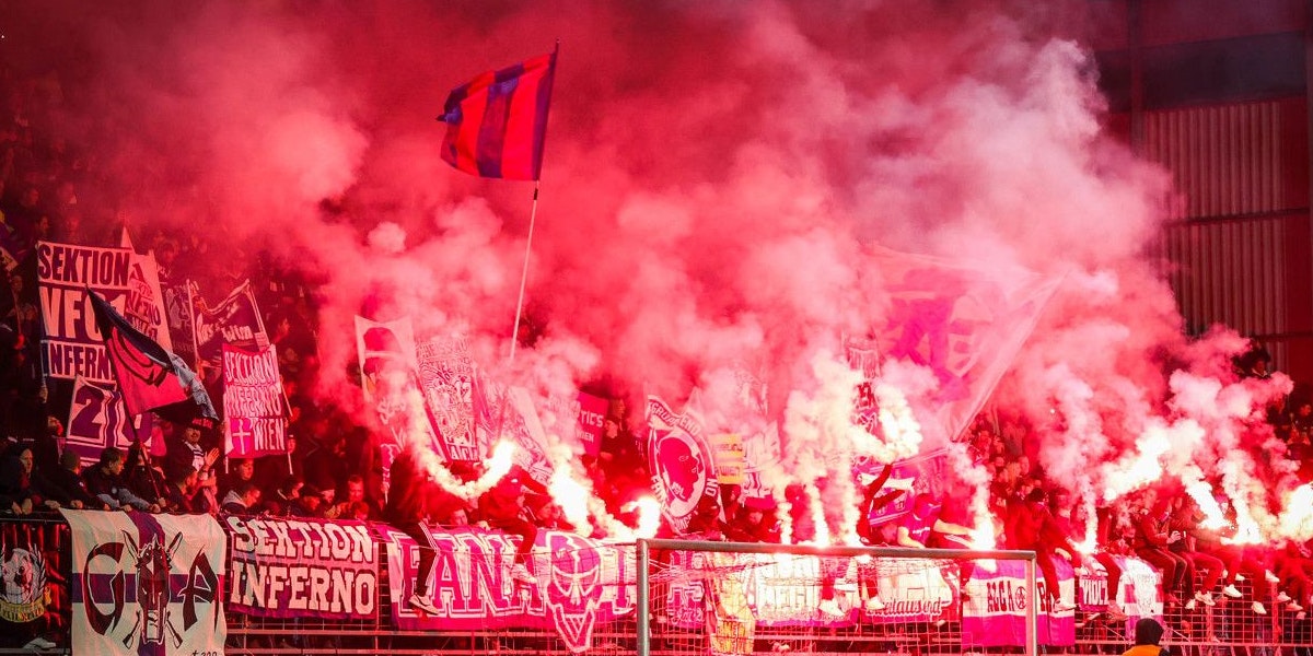 In die Austria-Kurve schleichen sich immer wieder Mitglieder der verbannten "Unsterblich Wien" ein