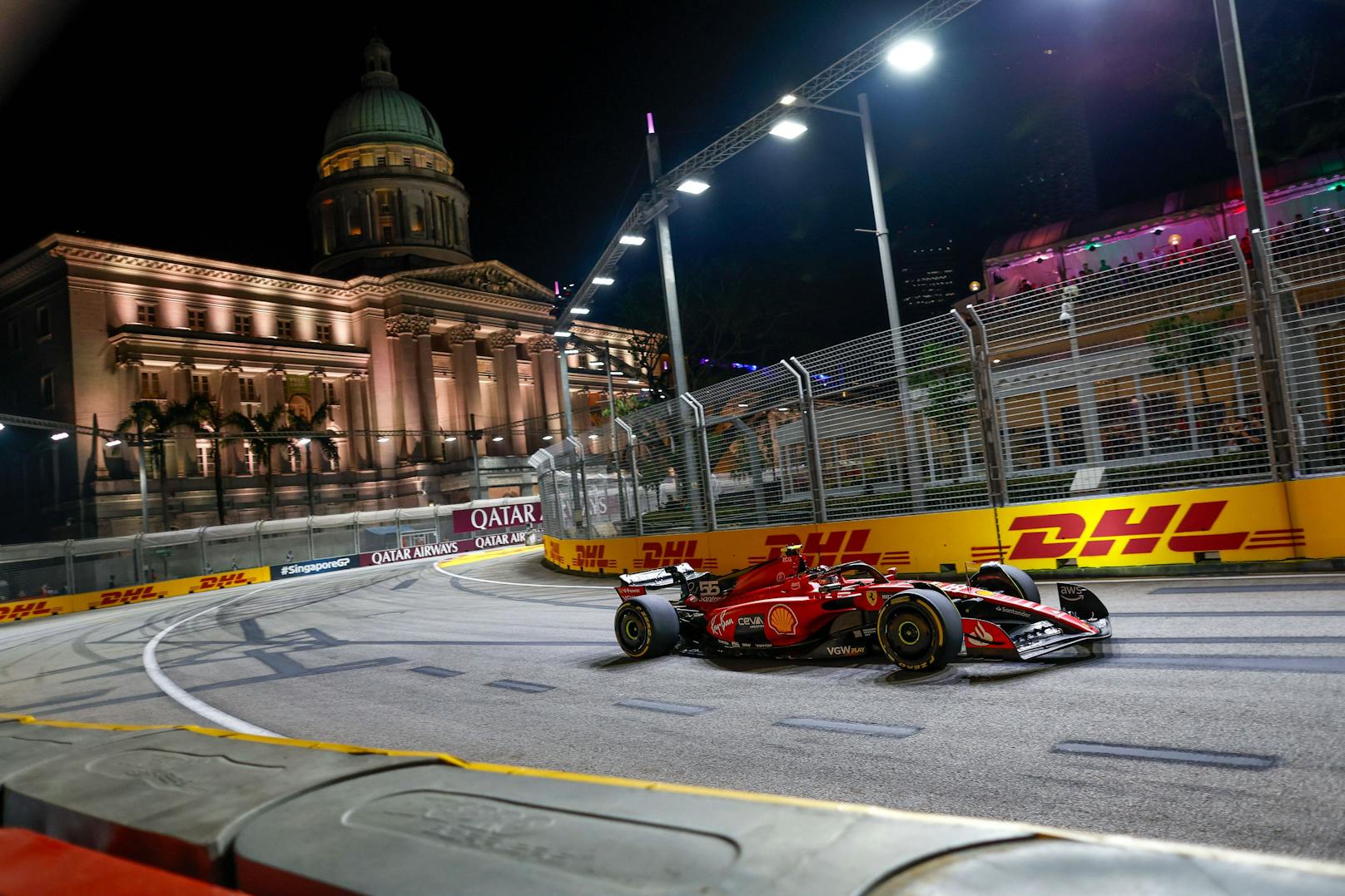 Ferrari-Ass Carlos Sainz in Singapur. 