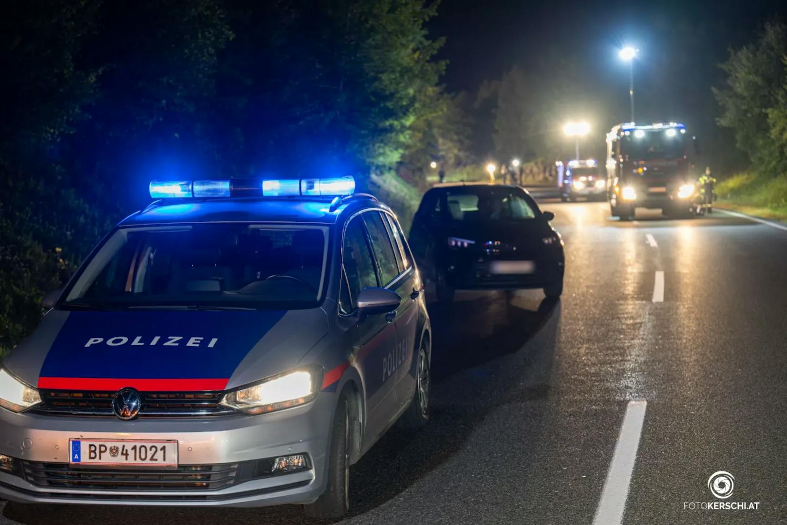 Im Bezirk Steyr-Land ist es am Freitag zu einem tragischen Verkehrsunfall gekommen. Für einen Biker kam dabei jede Hilfe zu spät.