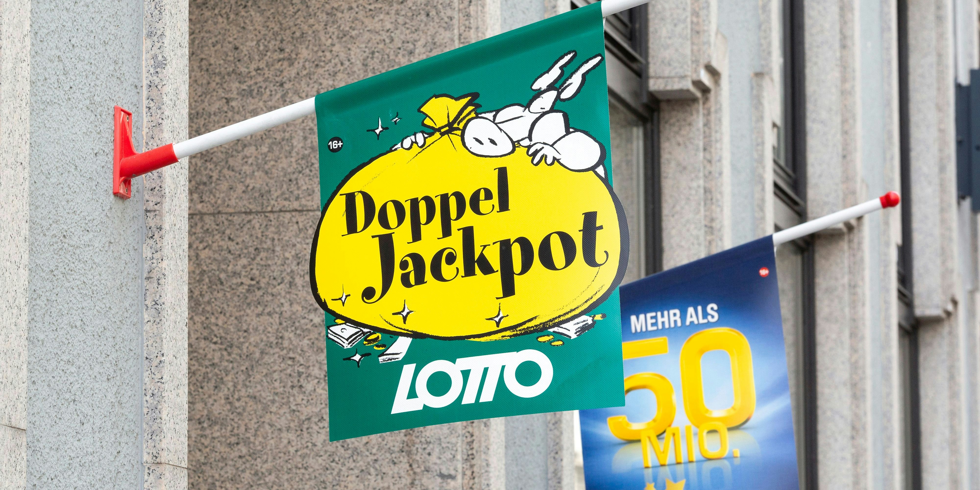 Eine Oberösterreicherin staubt beim Lotto so richtig ab. 