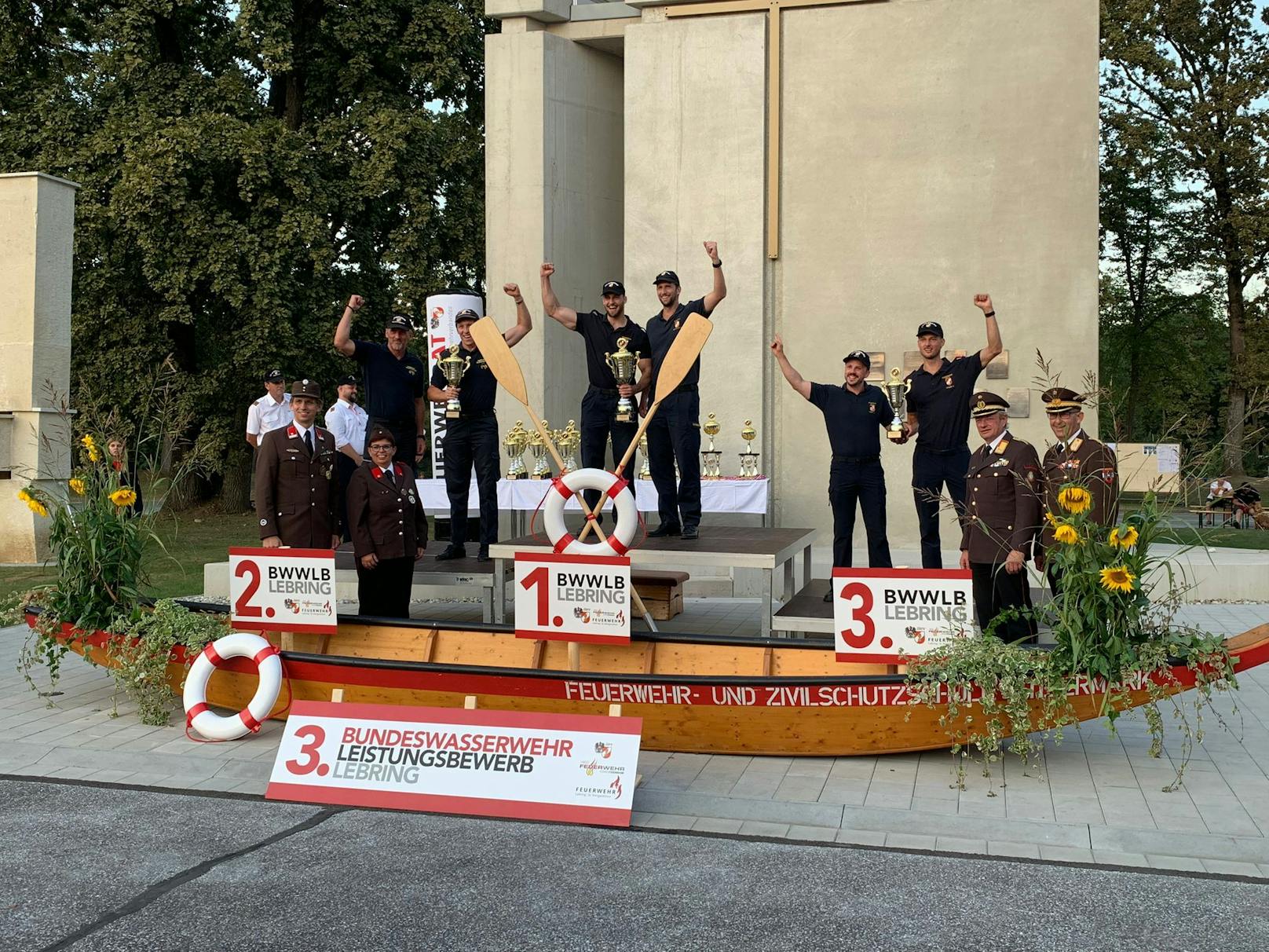 David Frank und Manuel Mayrhofer von der FF Erla gewannen beim Zillen-Zweier Bronze Klasse A den ersten Platz. 