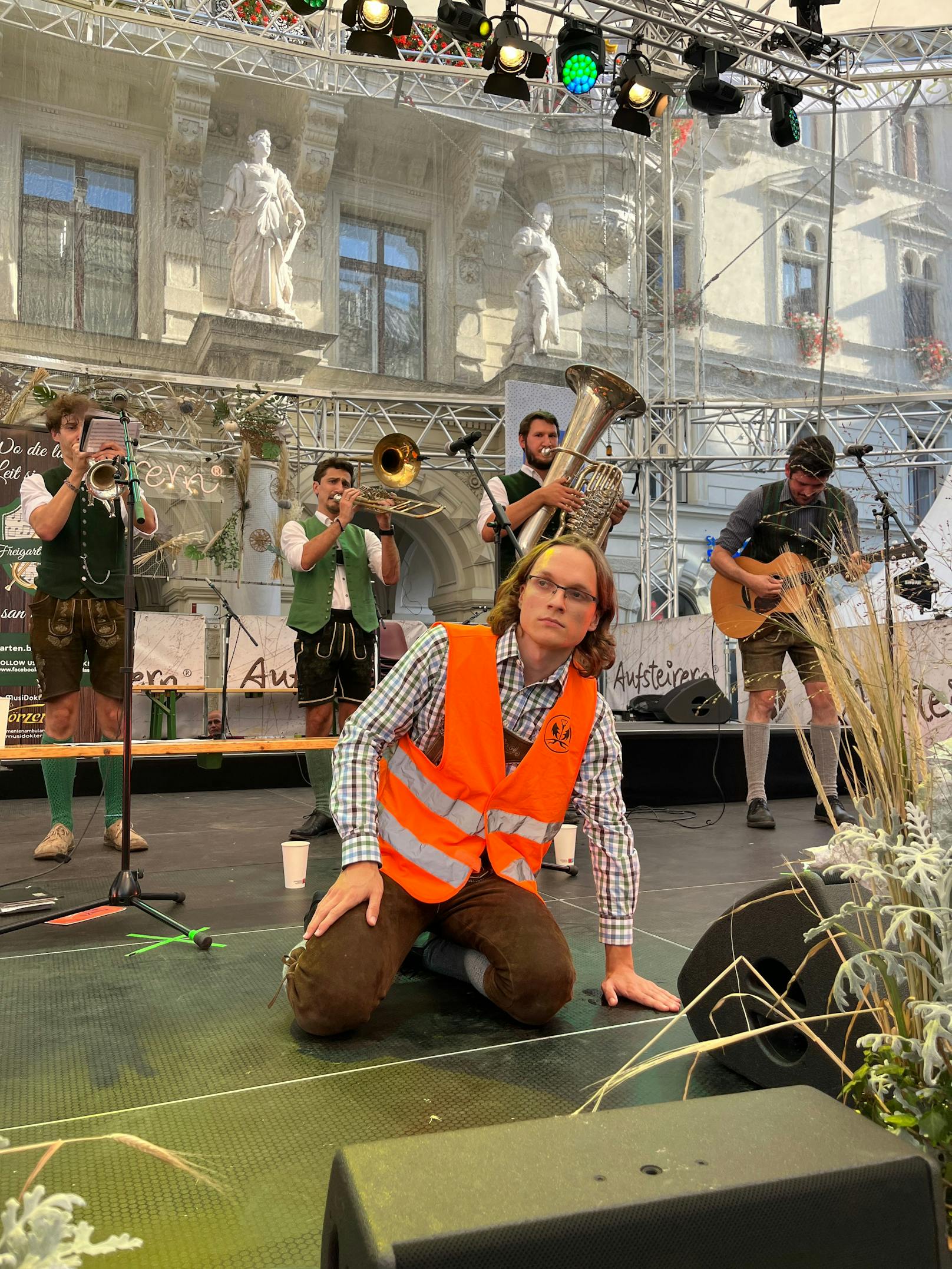 In Graz wurde das “Aufsteirern” durch eine Protestaktion der Letzten Generation unterbrochen.