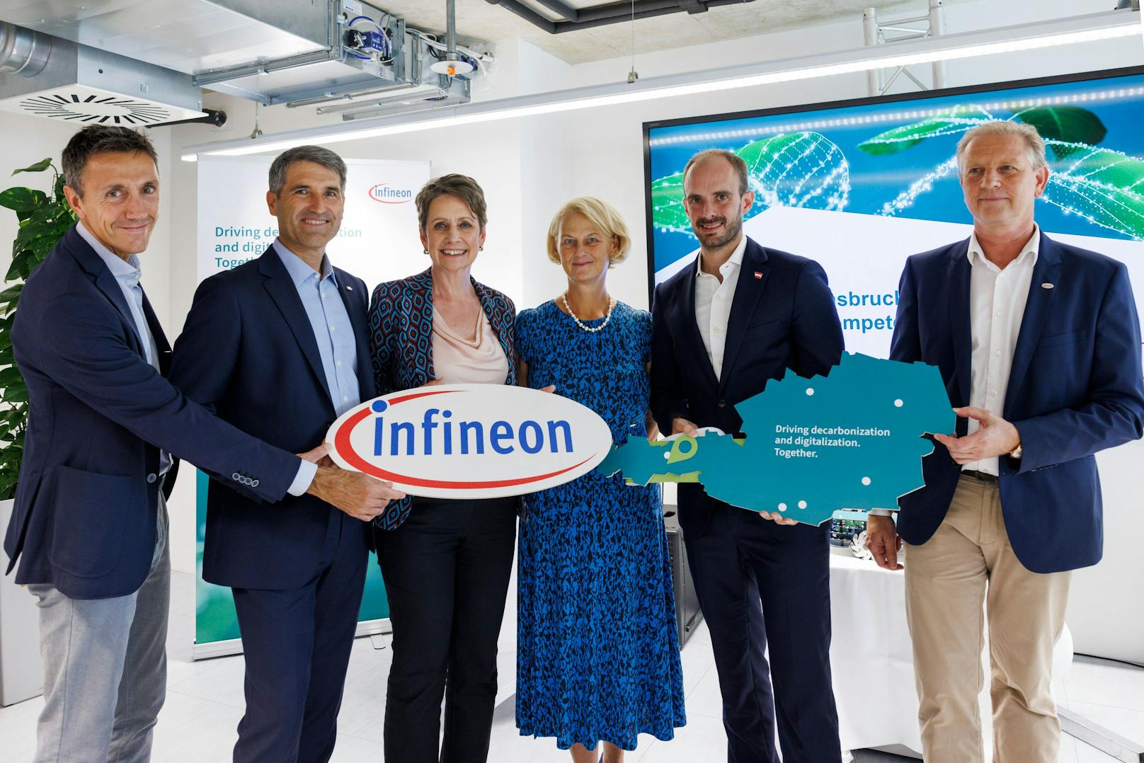 Infineon eröffnet System-Kompetenzzentrum in Innsbruck.