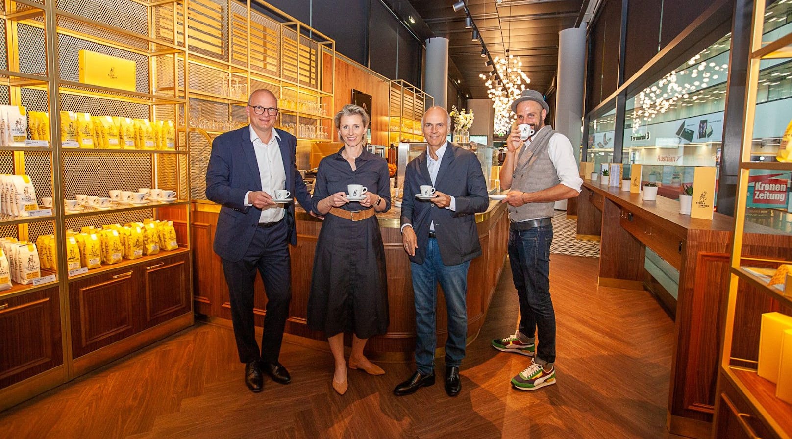 Die Kreativagentur KTHE I TEAM FARNER wurde für die österreichische Kaffeemarke Bieder &amp; Maier mit dem Café am Wiener Flughafen als weltweit bestes Flughafen-Café ausgezeichnet.