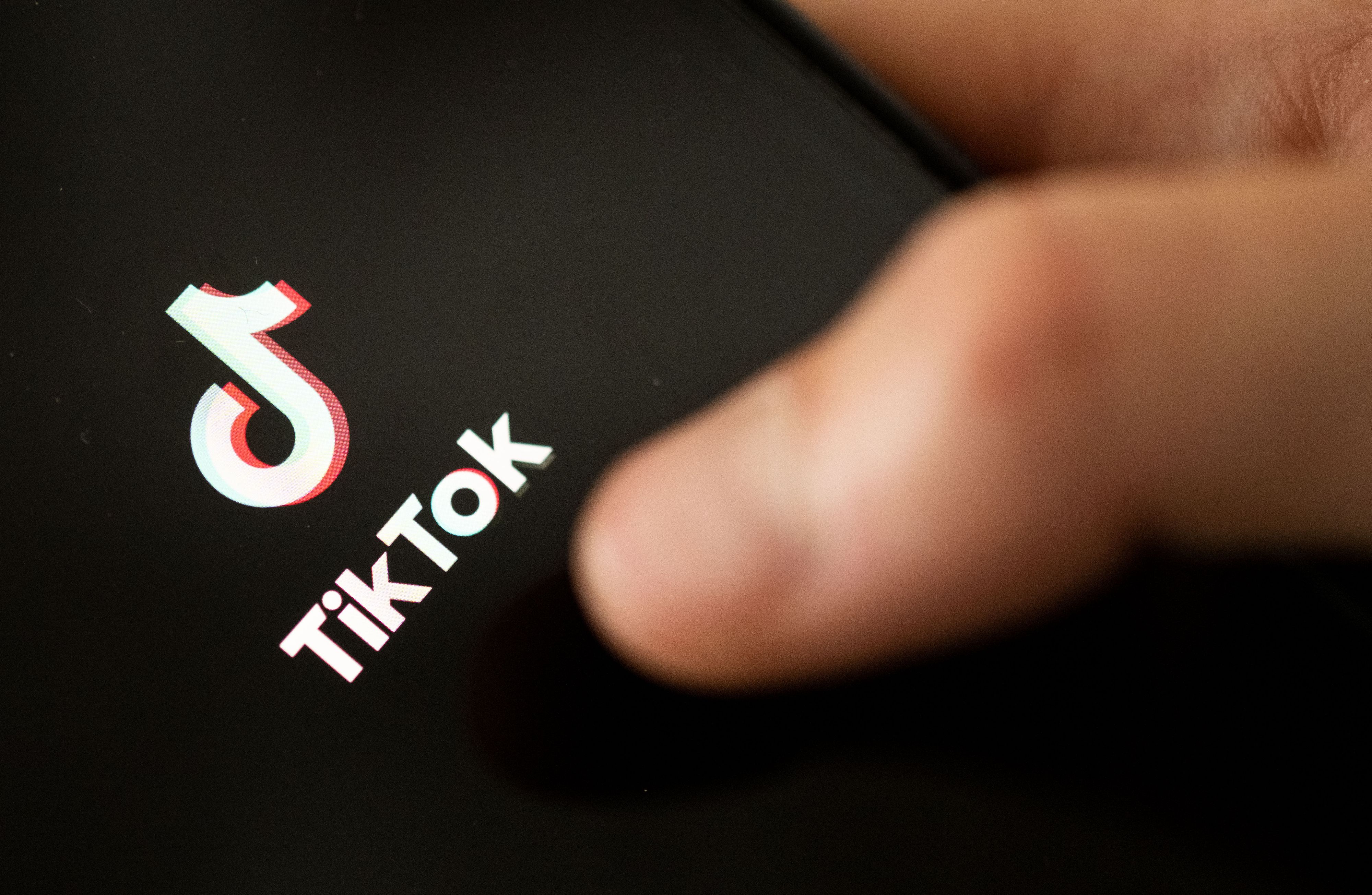 TikTok soll in den USA durch ein neues Gesetz verboten werden. Der Chef der Plattform ruft zum Protest der Community auf.