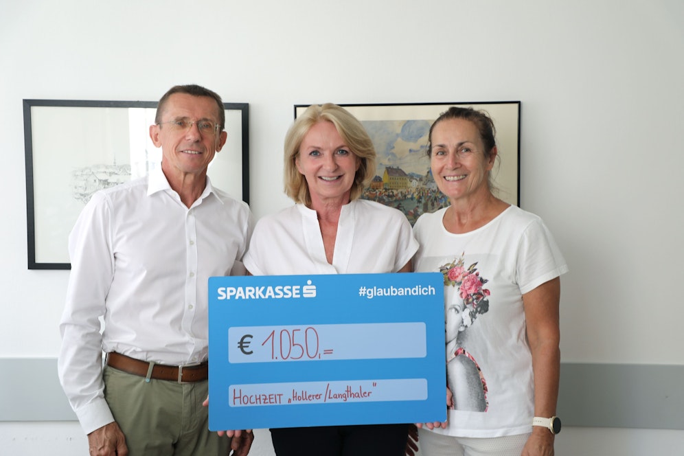 Oberst Franz Langthaler und Vizebürgermeisterin von Krems, Eva Hollerer, gaben sich das Ja-Wort.