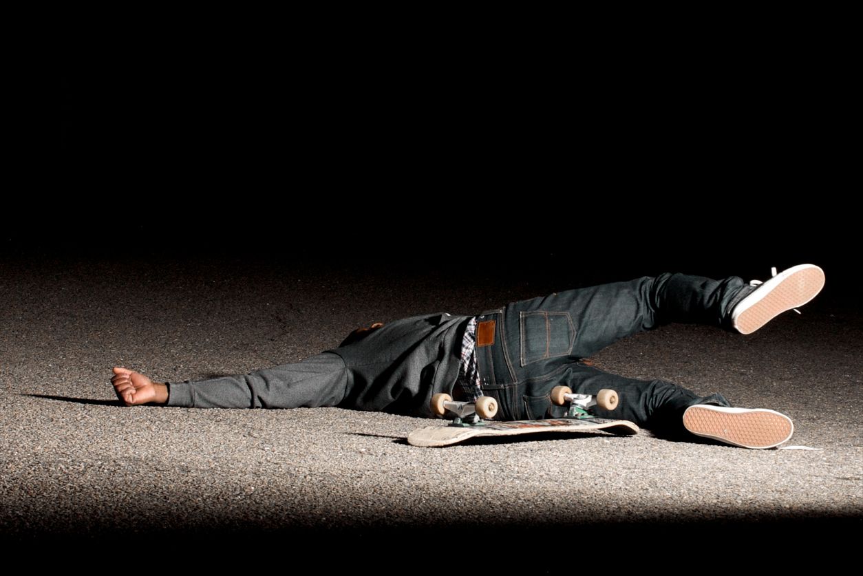 Der Skateboarder wurde bei dem Unfall verletzt.