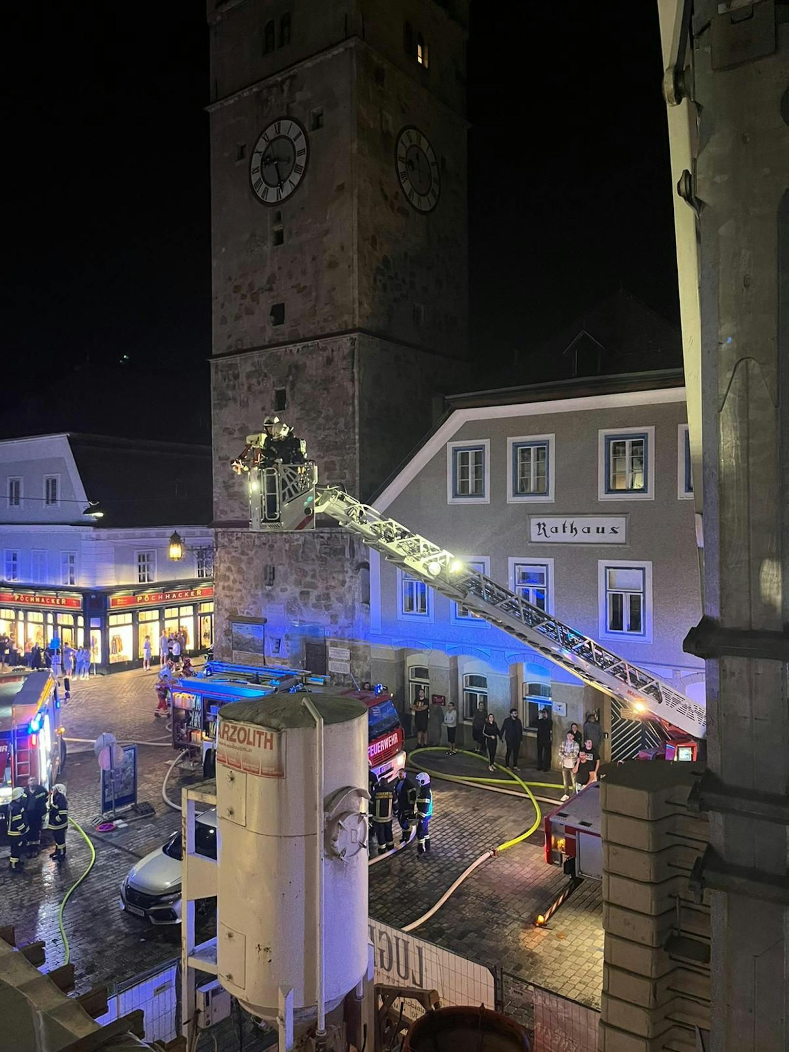 Feuer in historischer Altstadt von Waidhofen/Ybbs