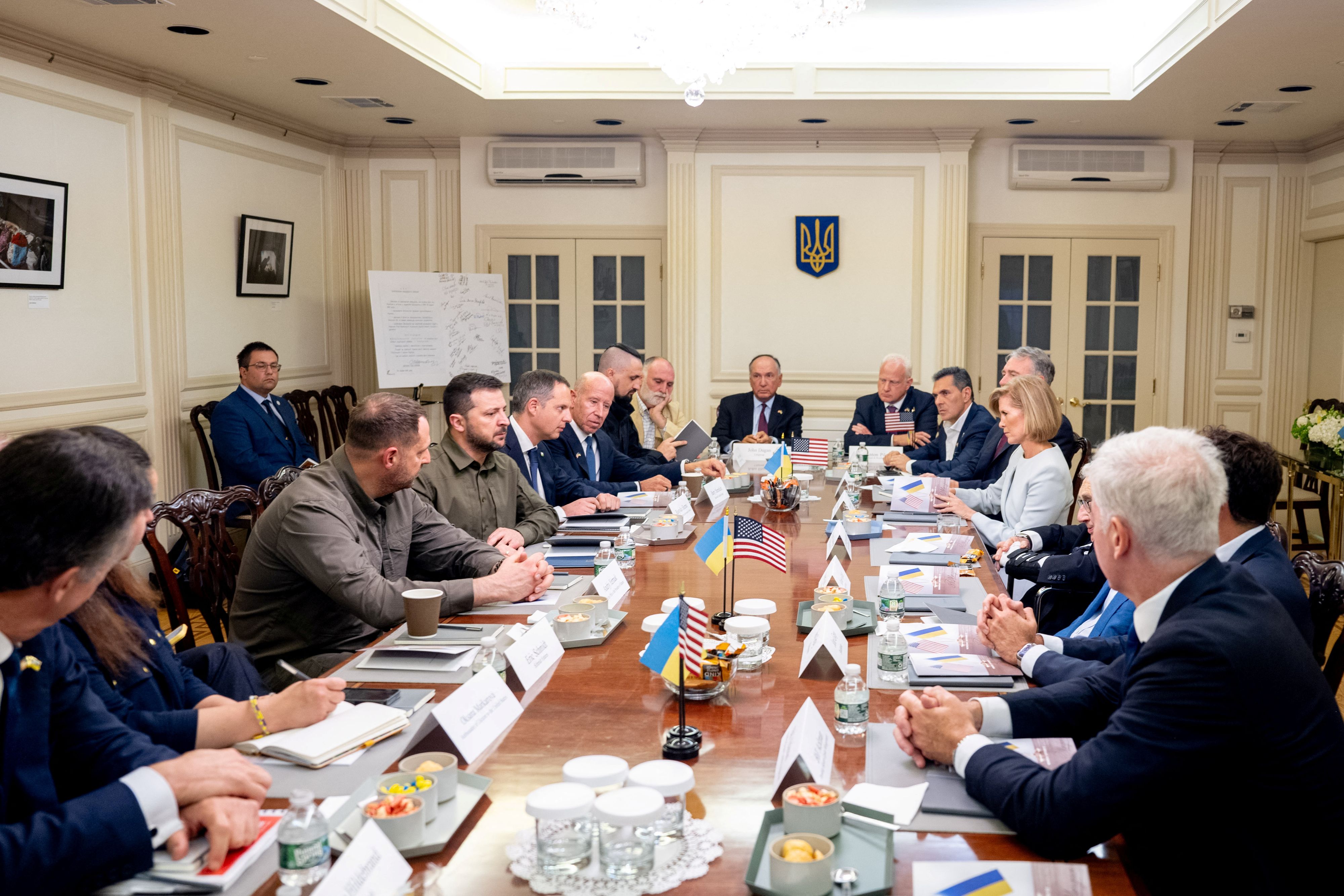 Ukrainian President Volodymyr Zelenskiy meets with bankers, hedge fund managers, investors, philanthropists and former U.S. government officials during a meeting hosted by Mary Callahan Erdoes, Chief Executive Officer of J.P. Morgan Asset & Wealth Management, in New York, U.S. September 20, 2023. Albert Cheung/Handout via REUTERS    THIS IMAGE HAS BEEN SUPPLIED BY A THIRD PARTY. NO RESALES. NO ARCHIVES