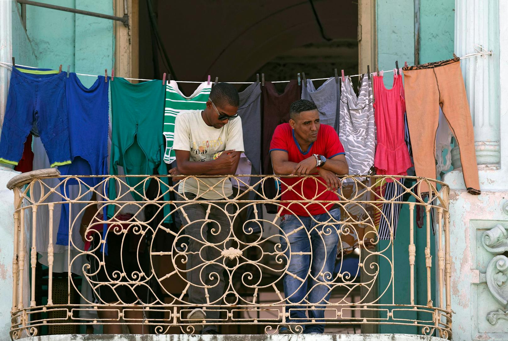 Putin bietet Kubanern Jobs, plötzlich sind sie im Krieg