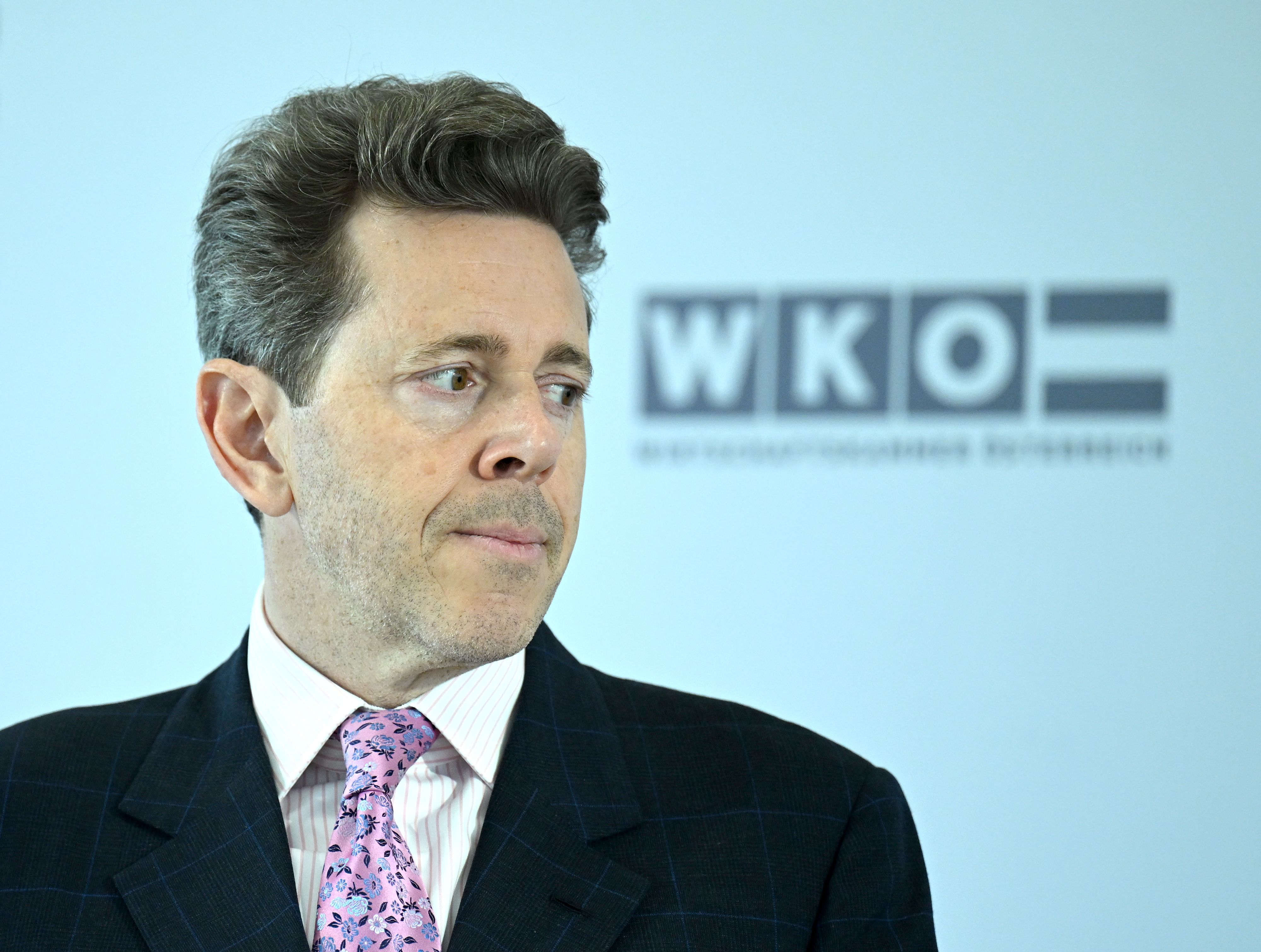 WKO-Präsident Harald Mahrer kritisiert die Pläne der SPÖ.