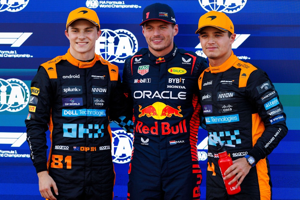 Verstappen mit seinen schärfsten Suzuka-Konkurrenten Oscar Piastri und Lando Norris