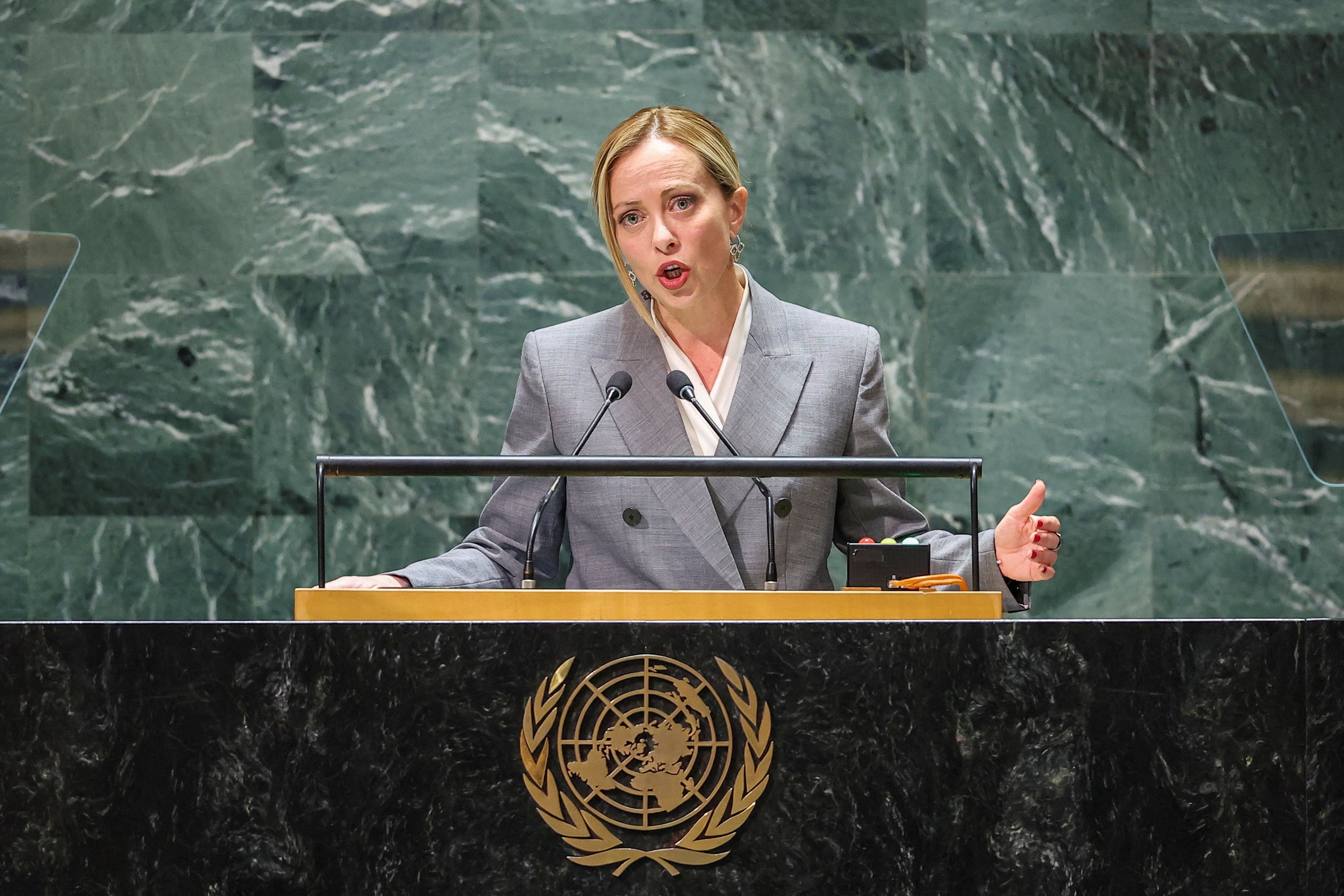 Das Kabinett unter der extrem rechten Ministerpräsidentin Giorgia Meloni hat neue Asyl-Regeln erlassen.