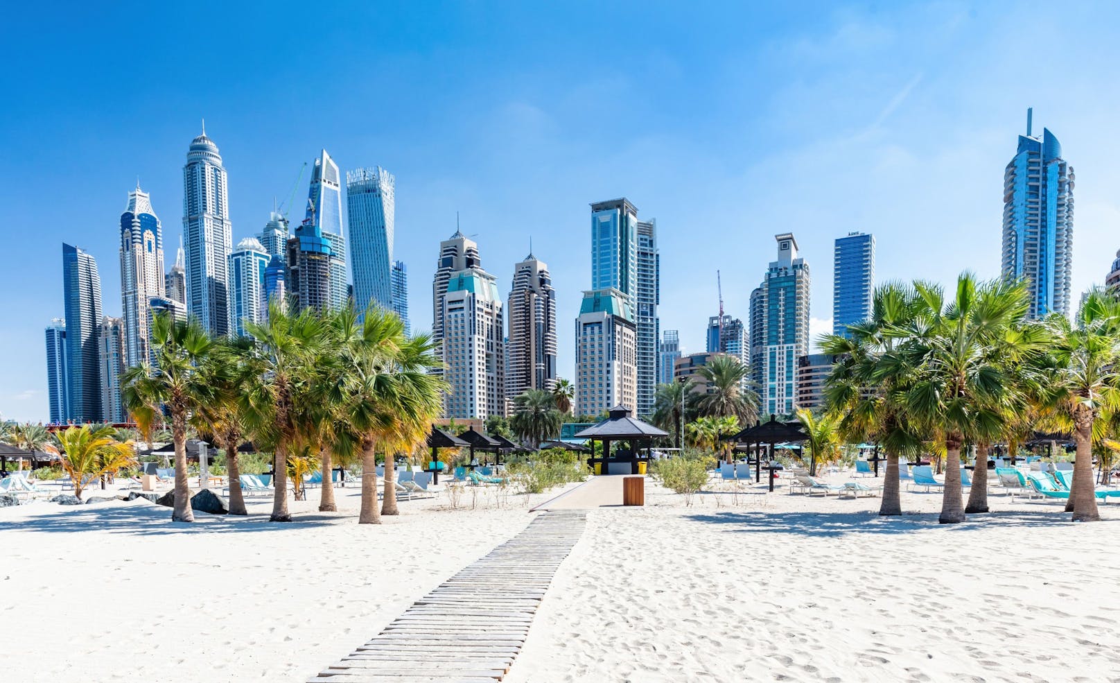 Nach dem großangelegten Anlagebetrug soll der 26-Jährige in Dubai untergetaucht sein.