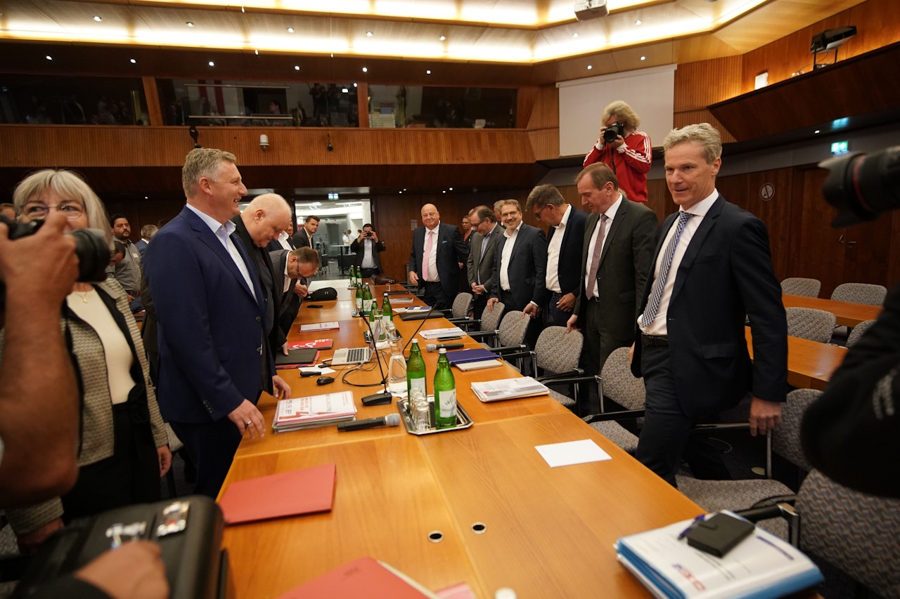 Heute.at - Heißer Herbst droht – Metaller mit Knallhart-Forderung