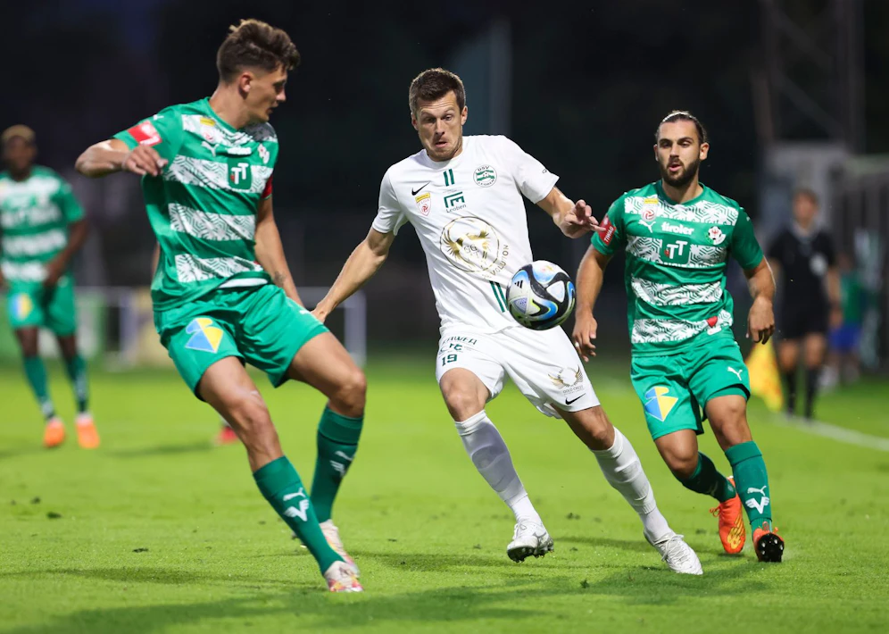 Deni Alar netzte doppelt gegen die WSG Tirol