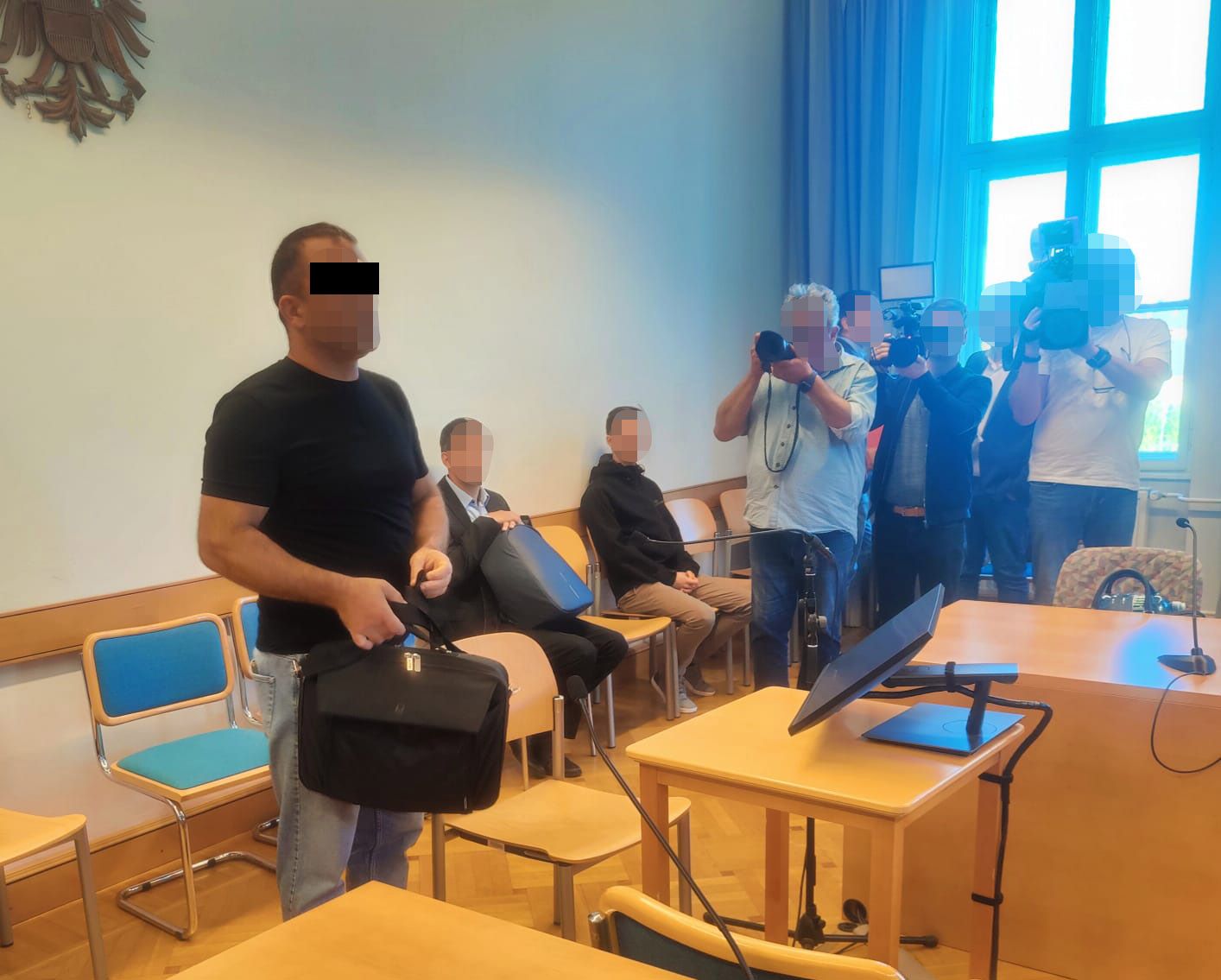 Listerienfälle: Früherer Käserei-Chef stand vor Gericht