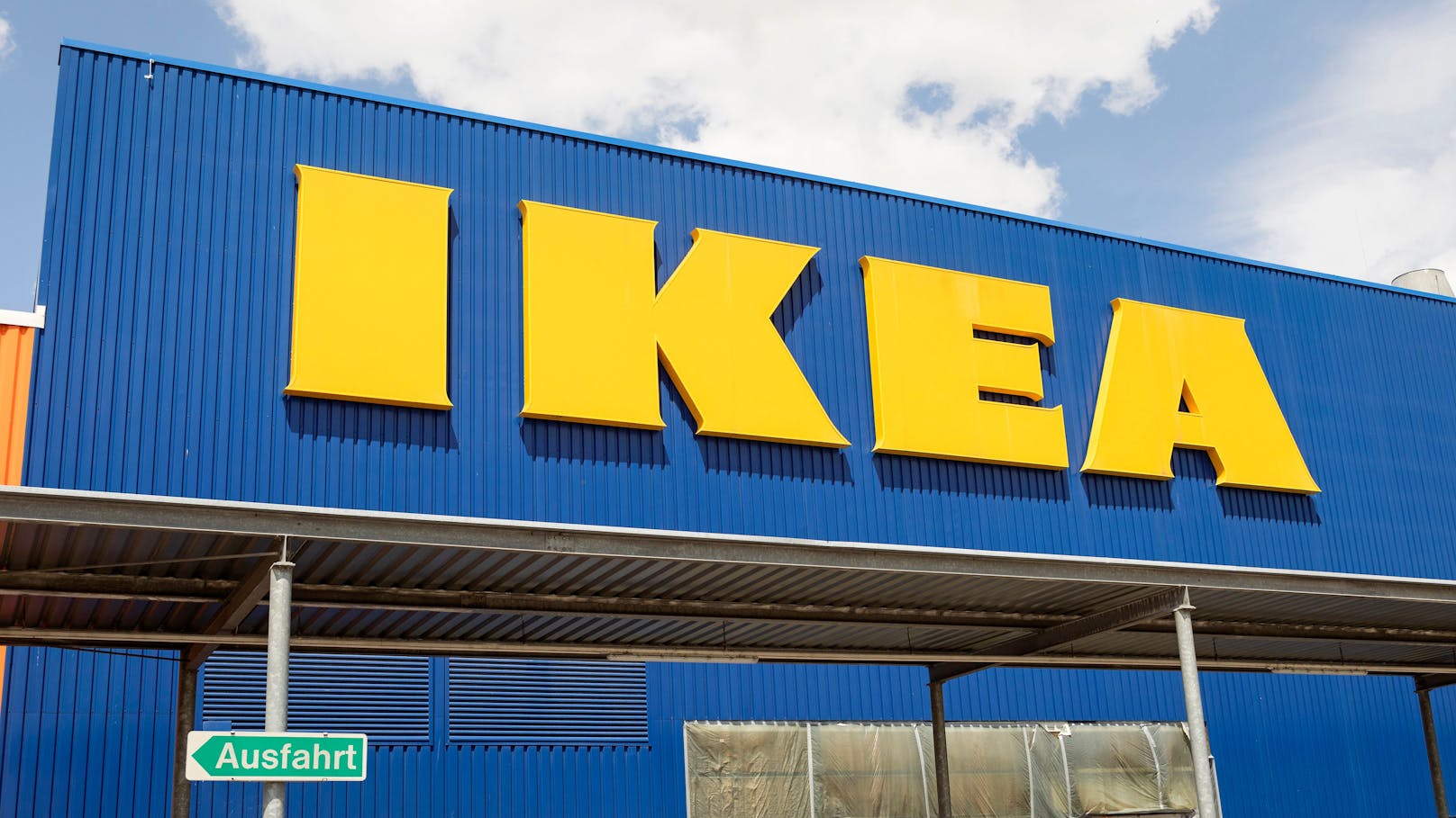 Ikea warnt nach Rebellen-Angriffen vor Lieferengpässen