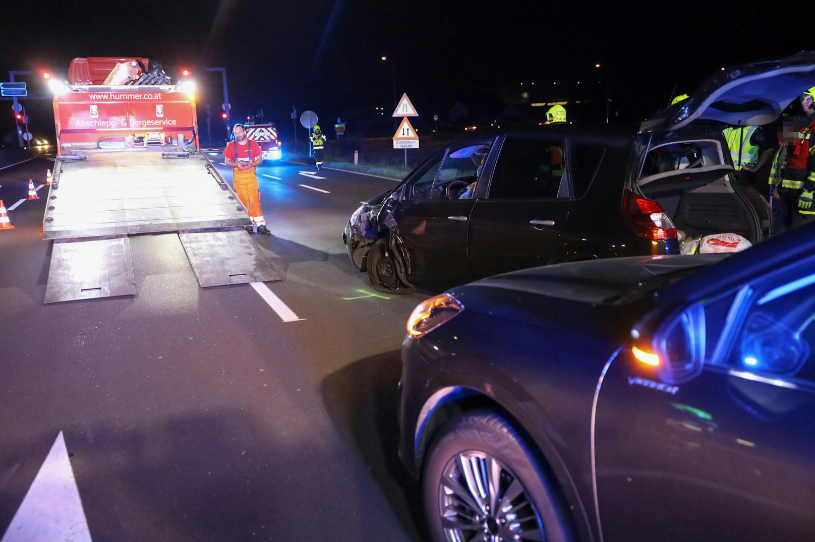 In Marchtrenk (Bezirk Wels-Land) hat sich am späten Dienstagabend ein Verkehrsunfall zwischen zwei Fahrzeugen ereignet.