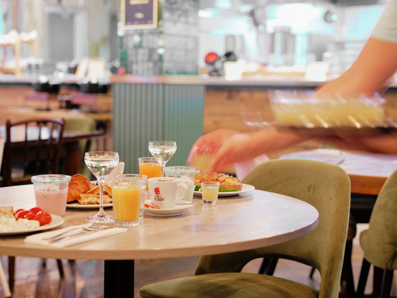 Heute.at - Dieses Wiener Hotel öffnet sein Buffet für Nicht-Gäste