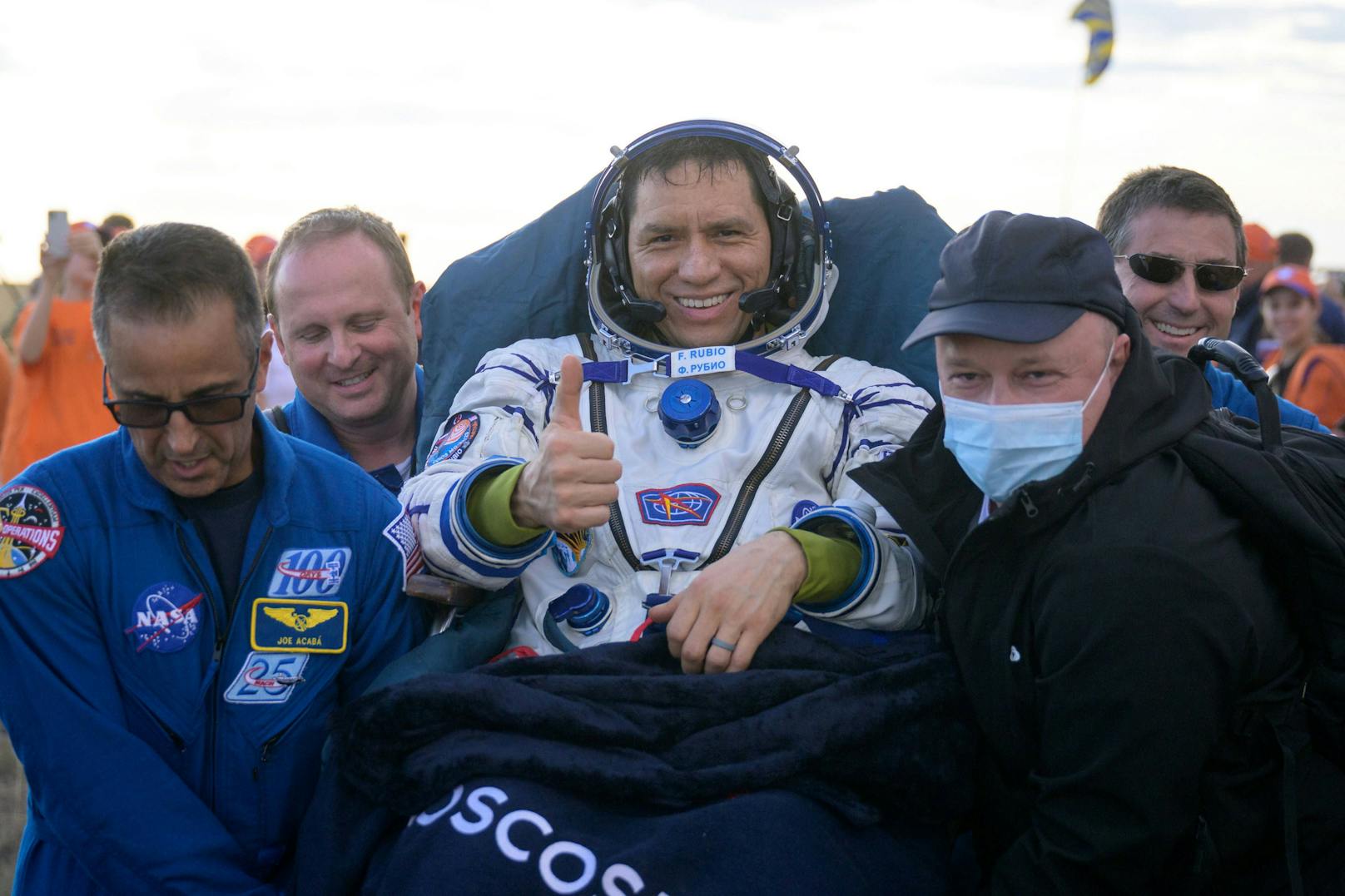 Rubio verbrachte mehr als zwei Wochen länger im Weltraum als Mark Vande Hei, der zuvor den Nasa-Rekord für die längste Dauer eines einzelnen Raumflugs innehatte.