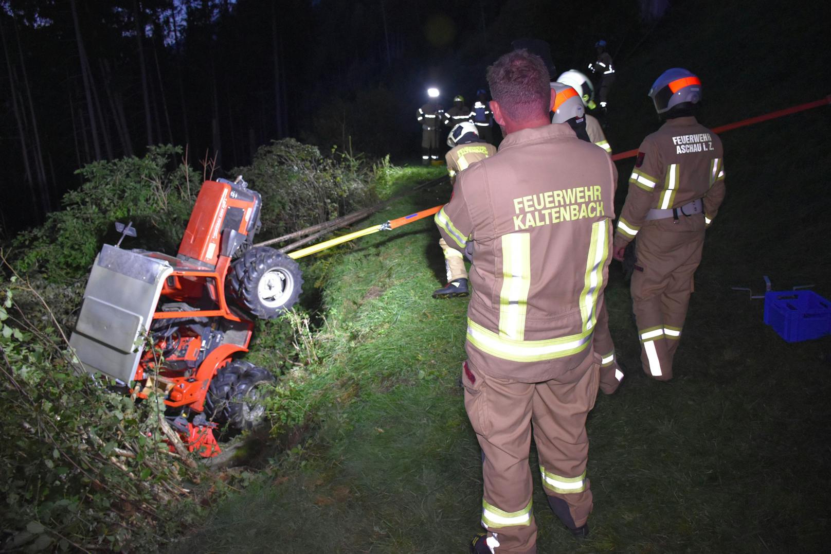 Am Donnerstagabend war eine 43-jährige Österreicherin zusammen mit ihrem Ehegatten mit Holzarbeiten unweit ihres Bauernhofes im Gemeindegebiet von Rohrberg beschäftigt.