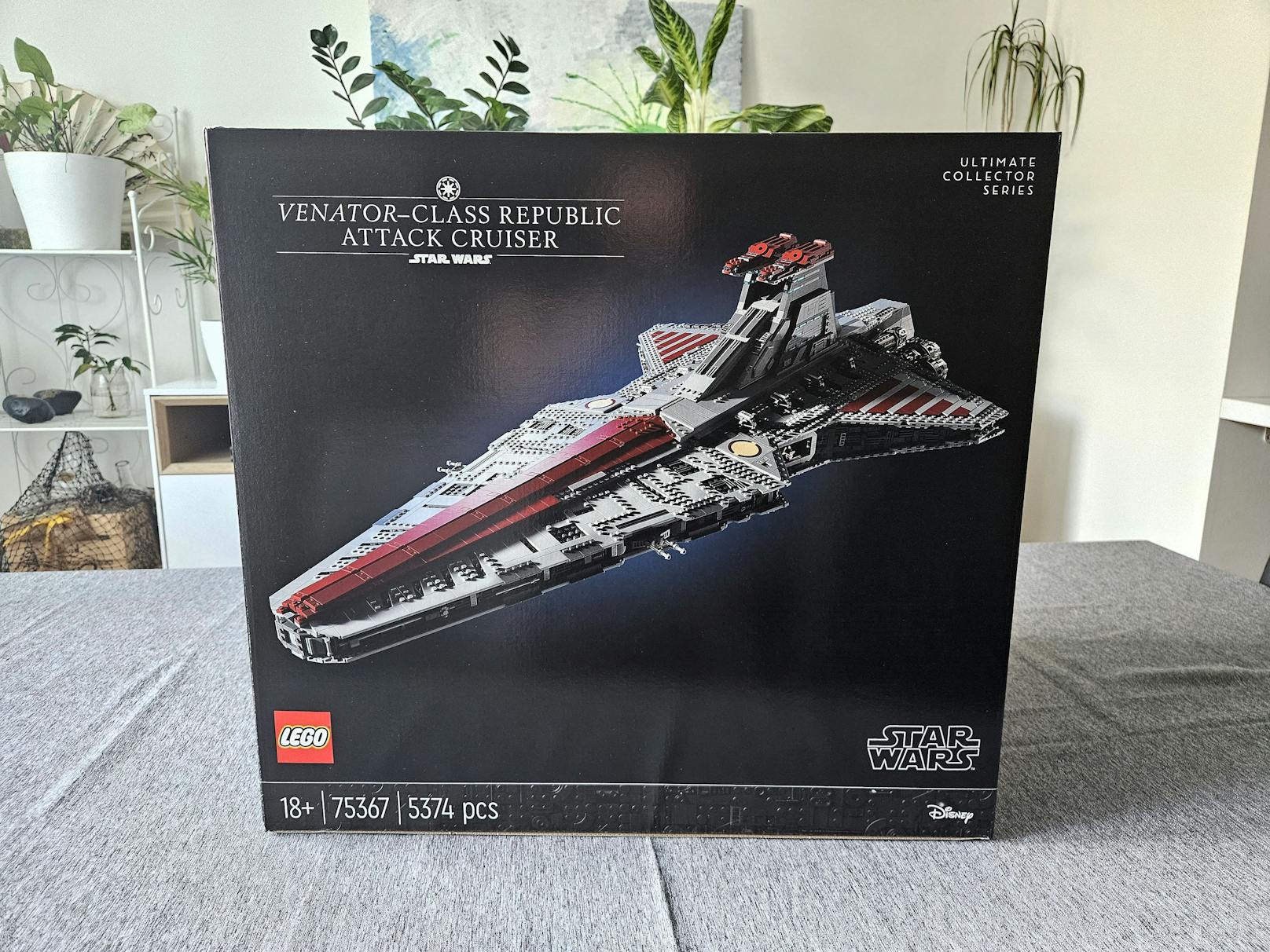 Eines der legendärsten LEGO-Modelle aller Zeiten hat ein neues Set bekommen. Die Rede ist vom Sternenzerstörer aus "Star Wars", der nun als Modell-Nummer 75367 und...